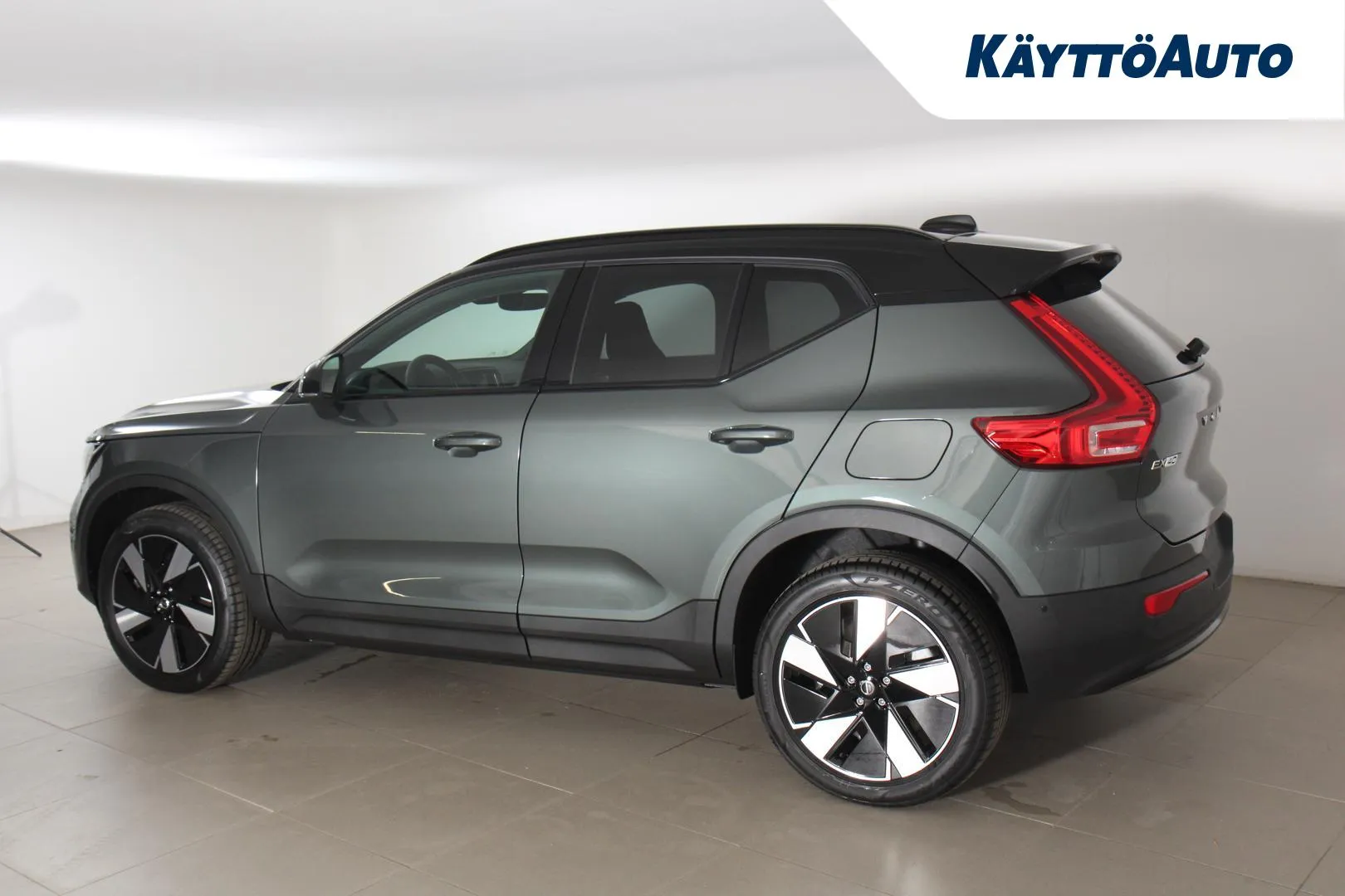 Volvo EX40 FSR-126 carousel image