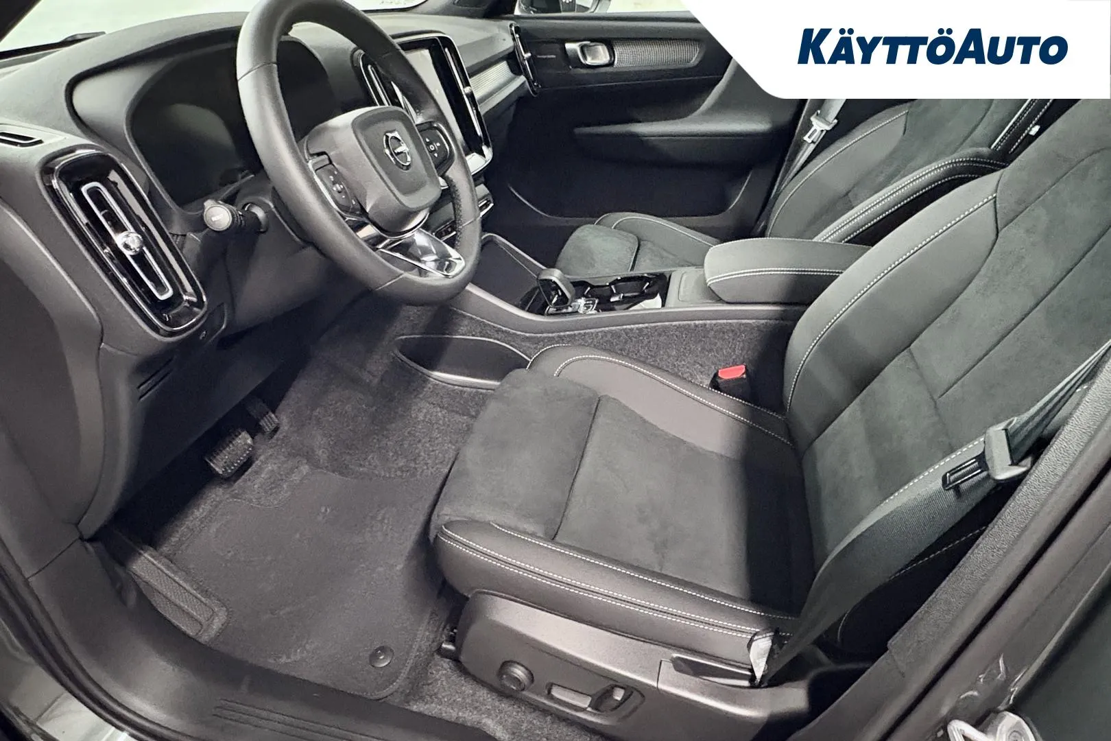 Volvo EX40 FSR-126 carousel image