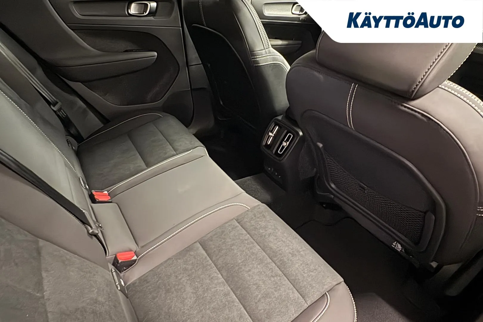 Volvo EX40 FSR-126 carousel image