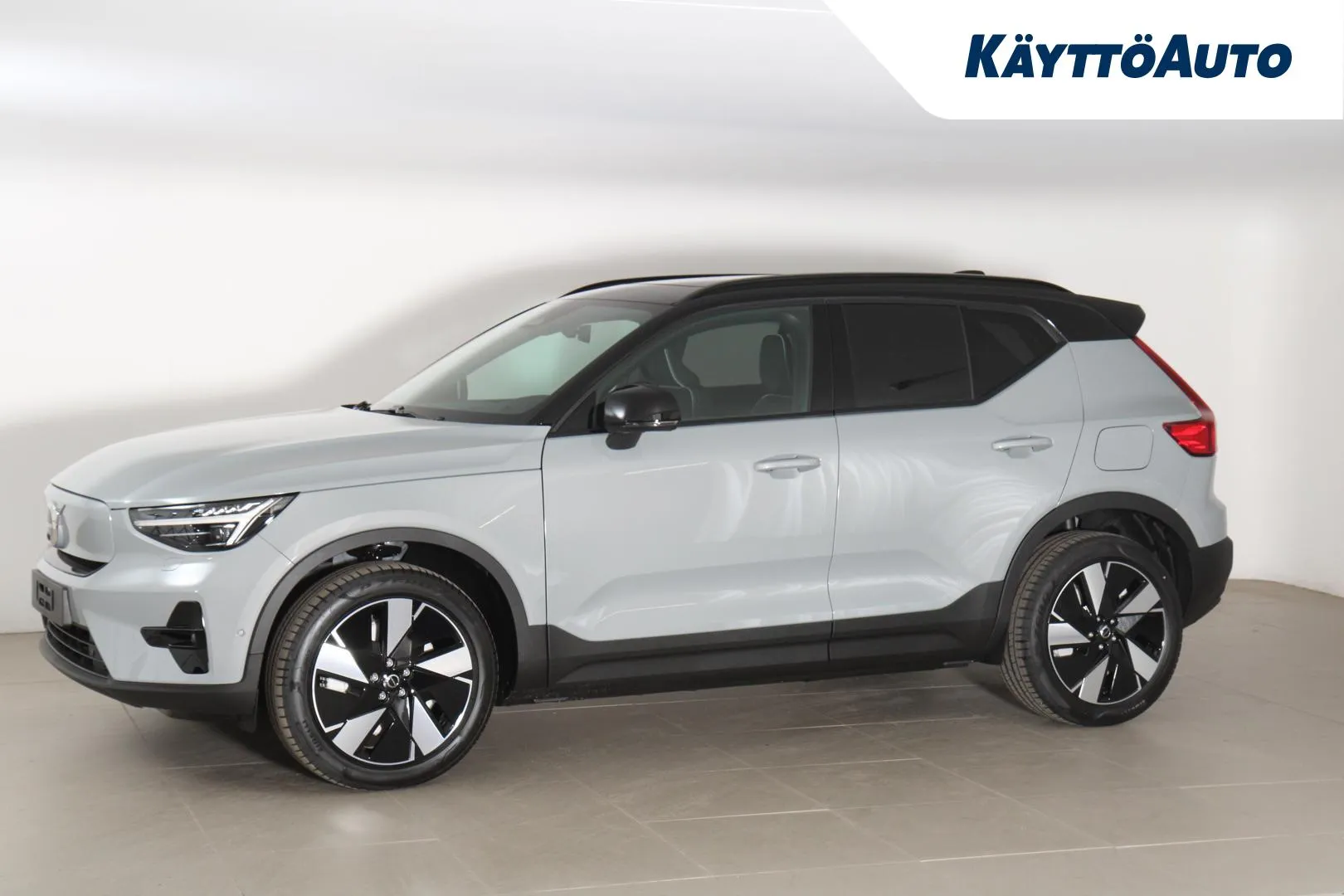 Volvo EX40 LTN-419 carousel image