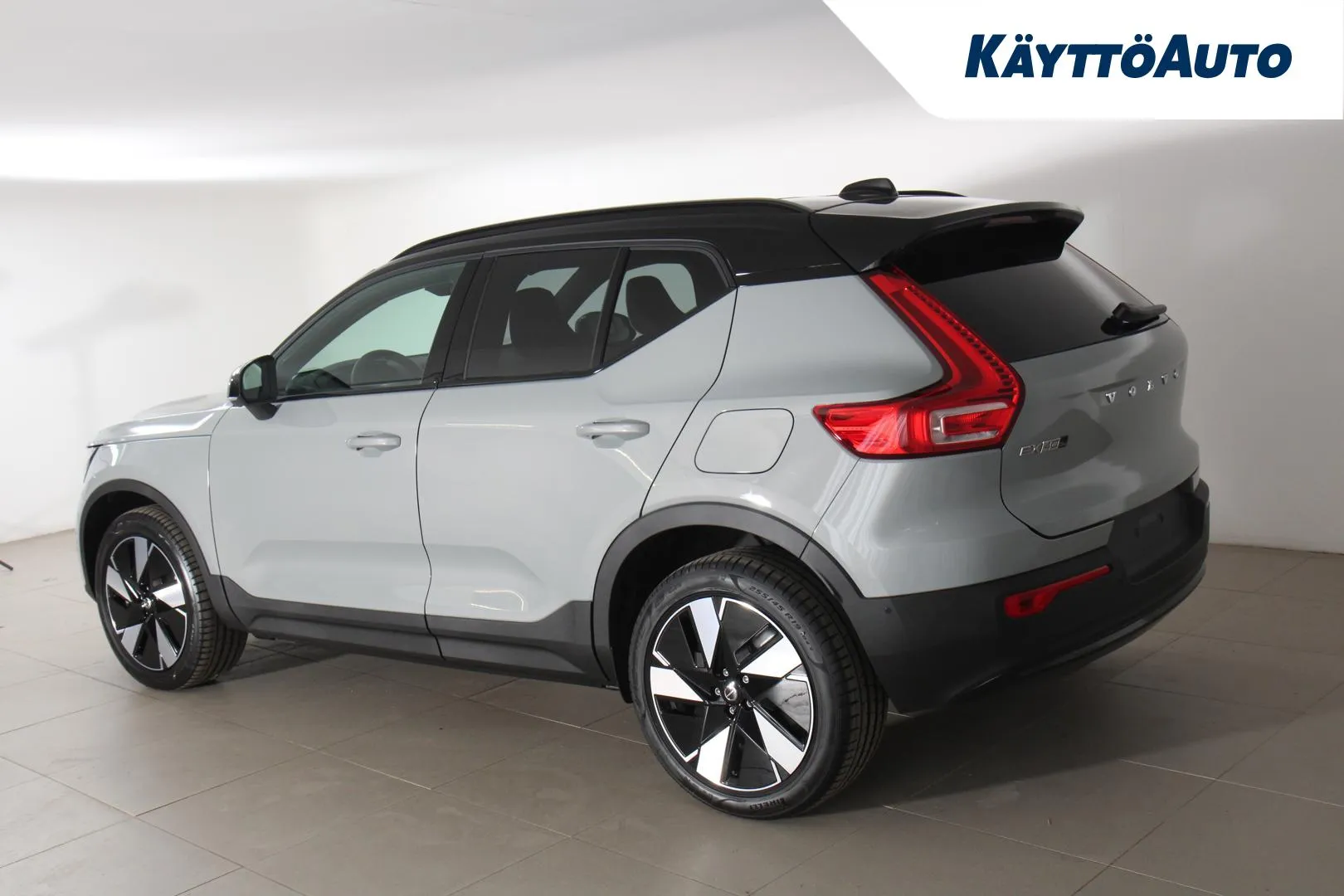 Volvo EX40 LTN-419 carousel image