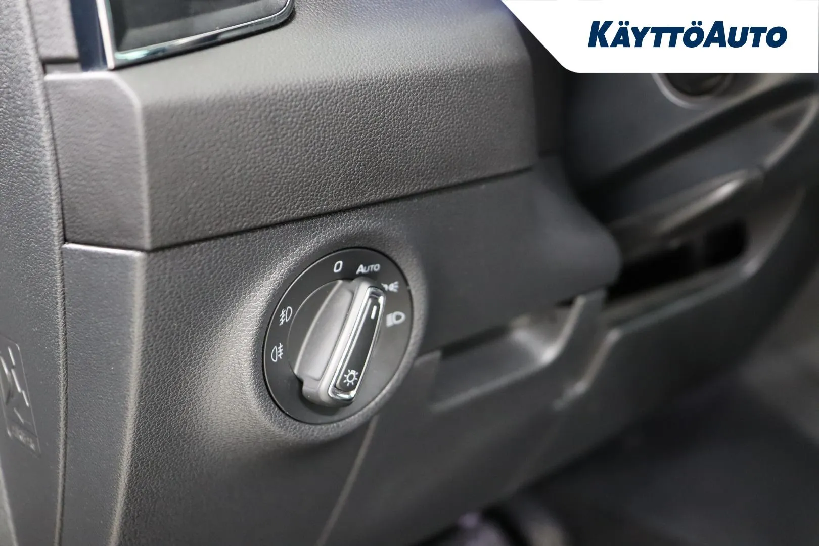 SKODA Karoq GNC-501 carousel image