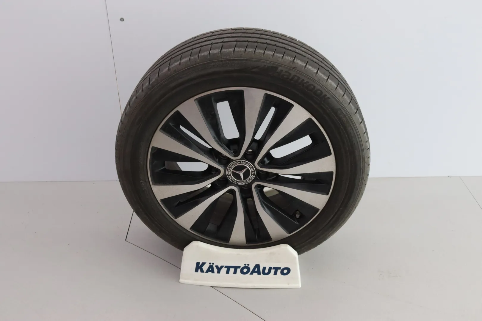 Mercedes-Benz A IZB-519 carousel image