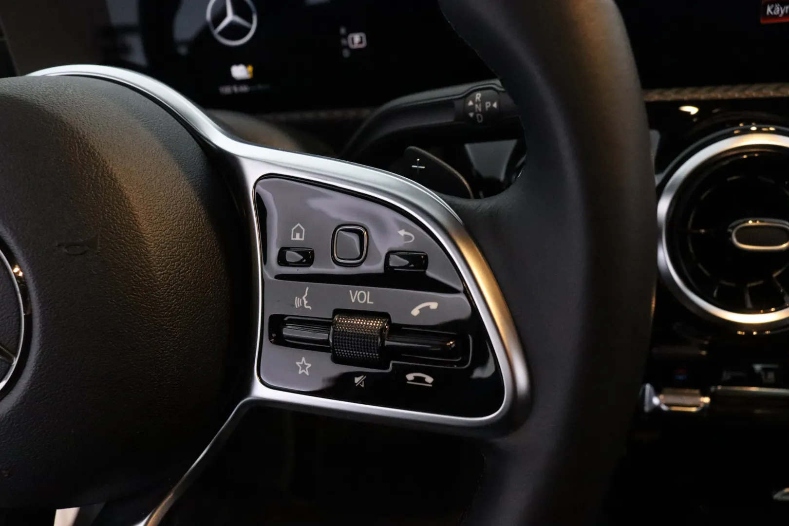 Mercedes-Benz A IZB-519 carousel image