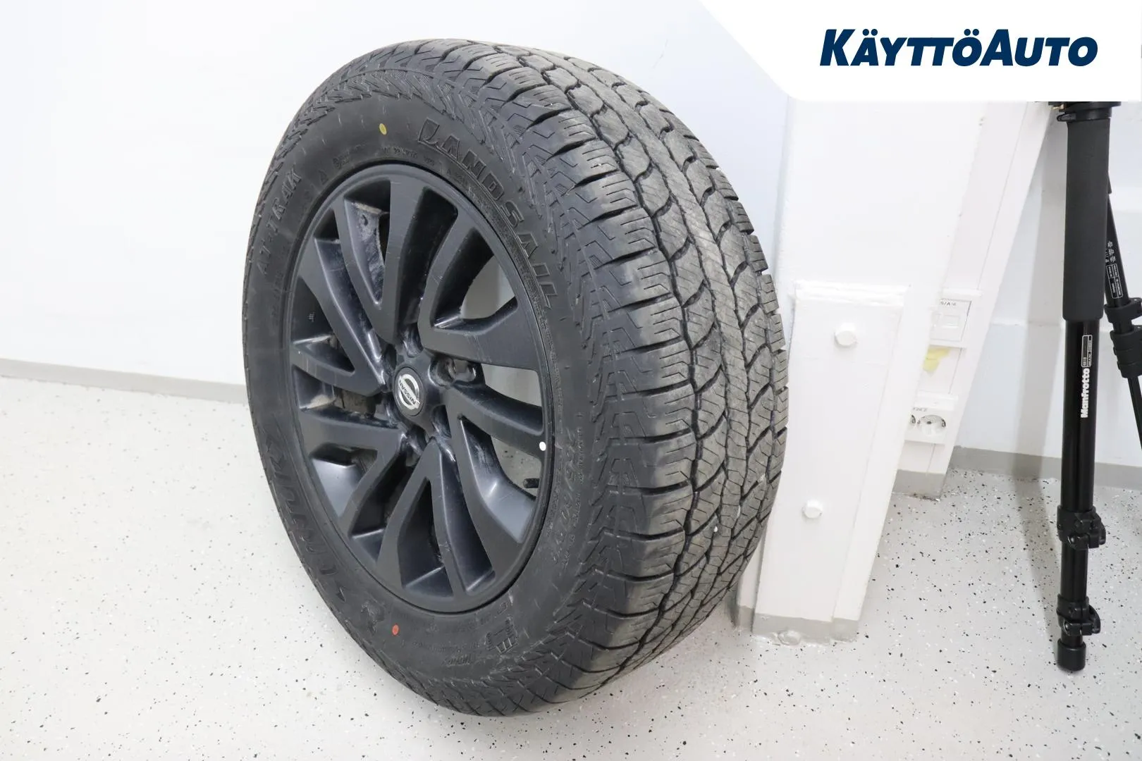 Nissan Navara BVP-246 carousel image