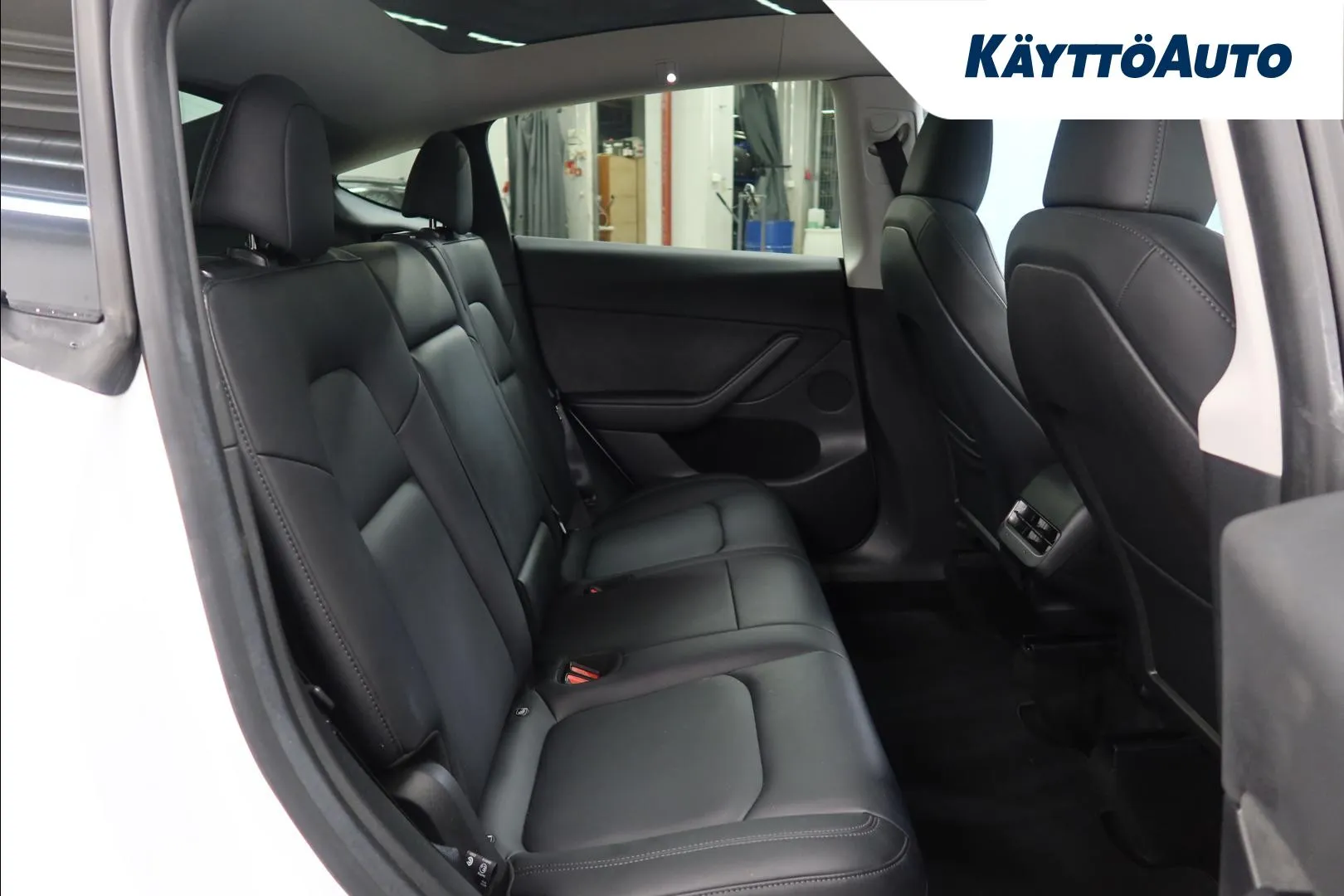 TESLA Model Y XRO-922 carousel image