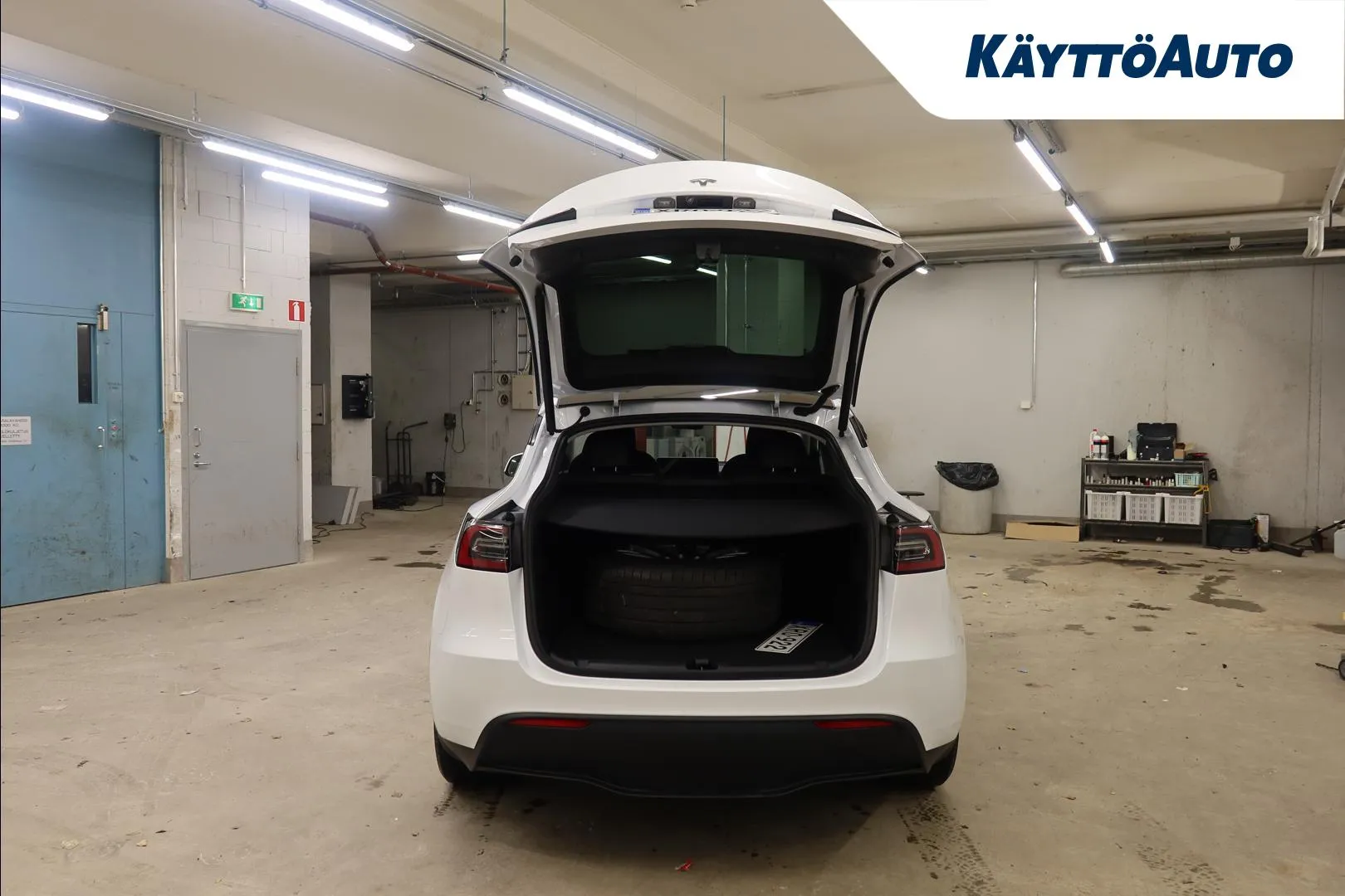 TESLA Model Y XRO-922 carousel image