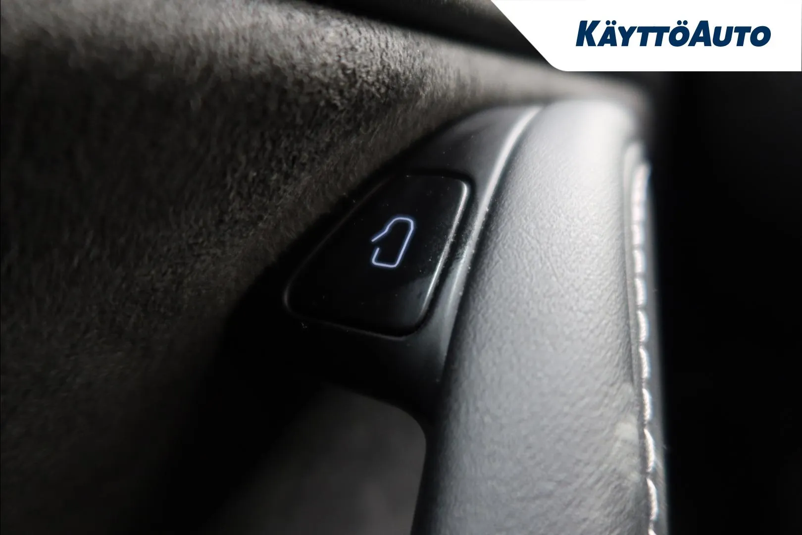 TESLA Model Y XRO-922 carousel image