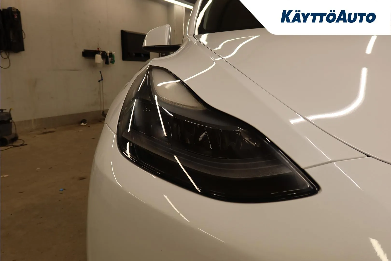 TESLA Model Y XRO-922 carousel image