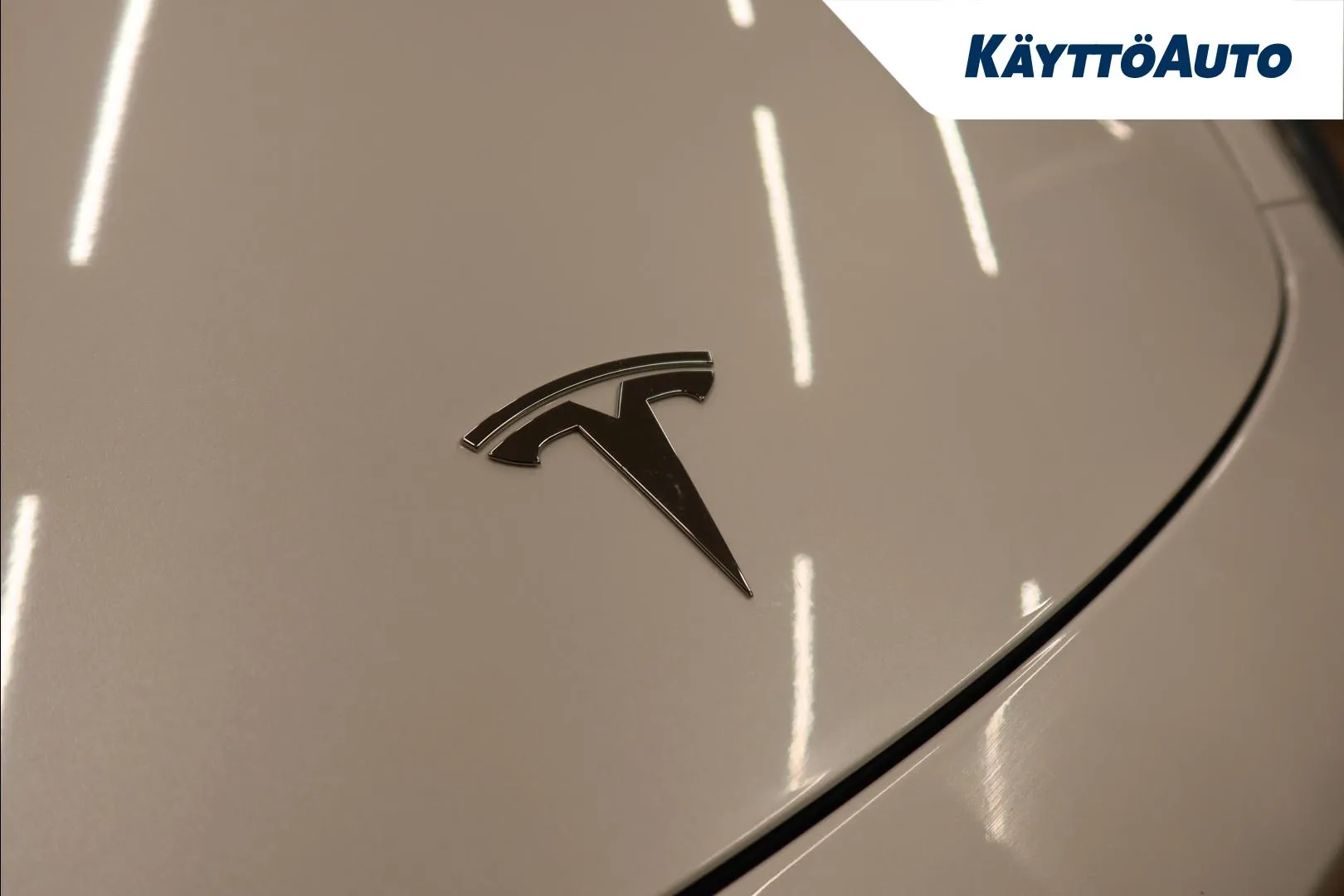 TESLA Model Y XRO-922 carousel image