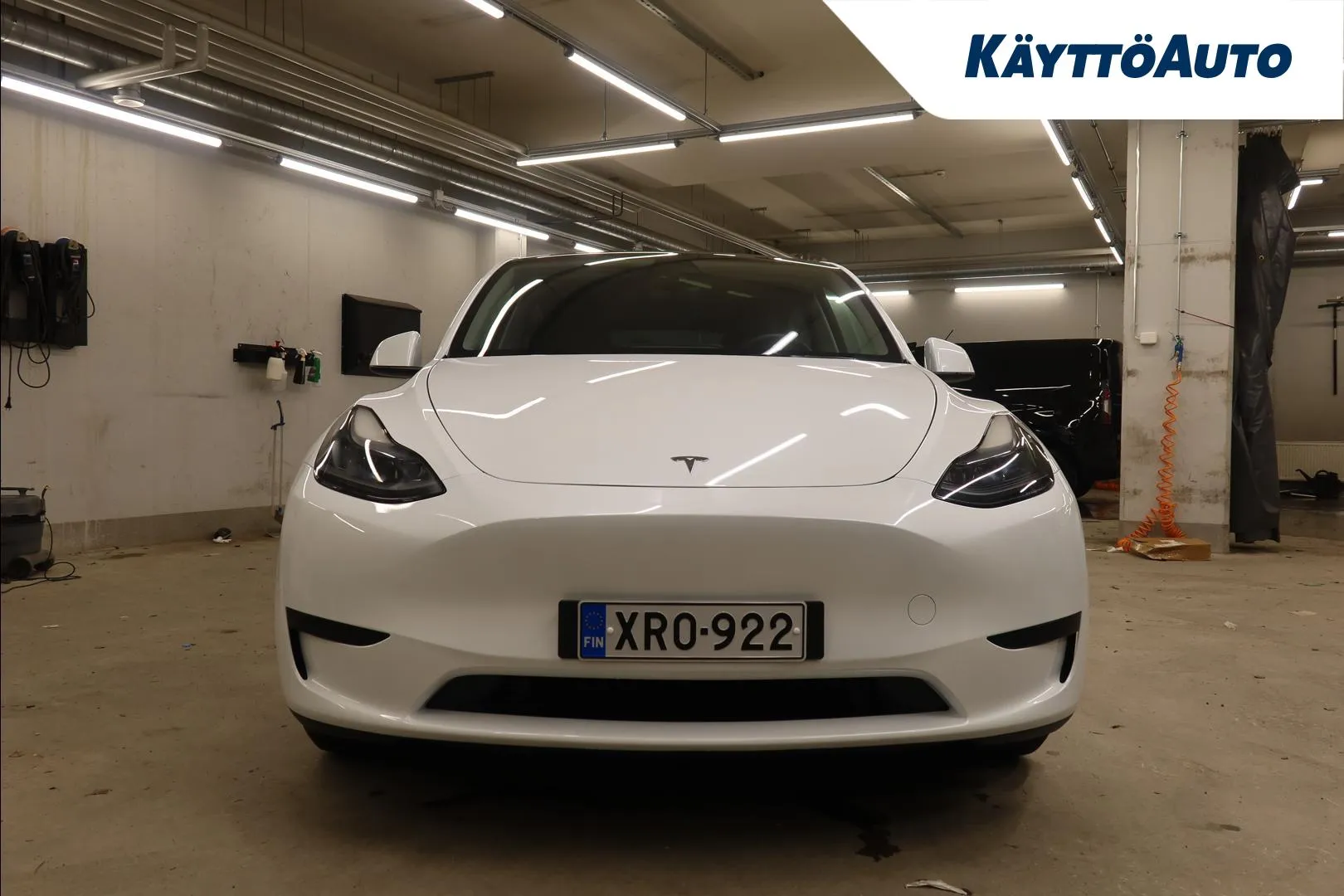 TESLA Model Y XRO-922 carousel image