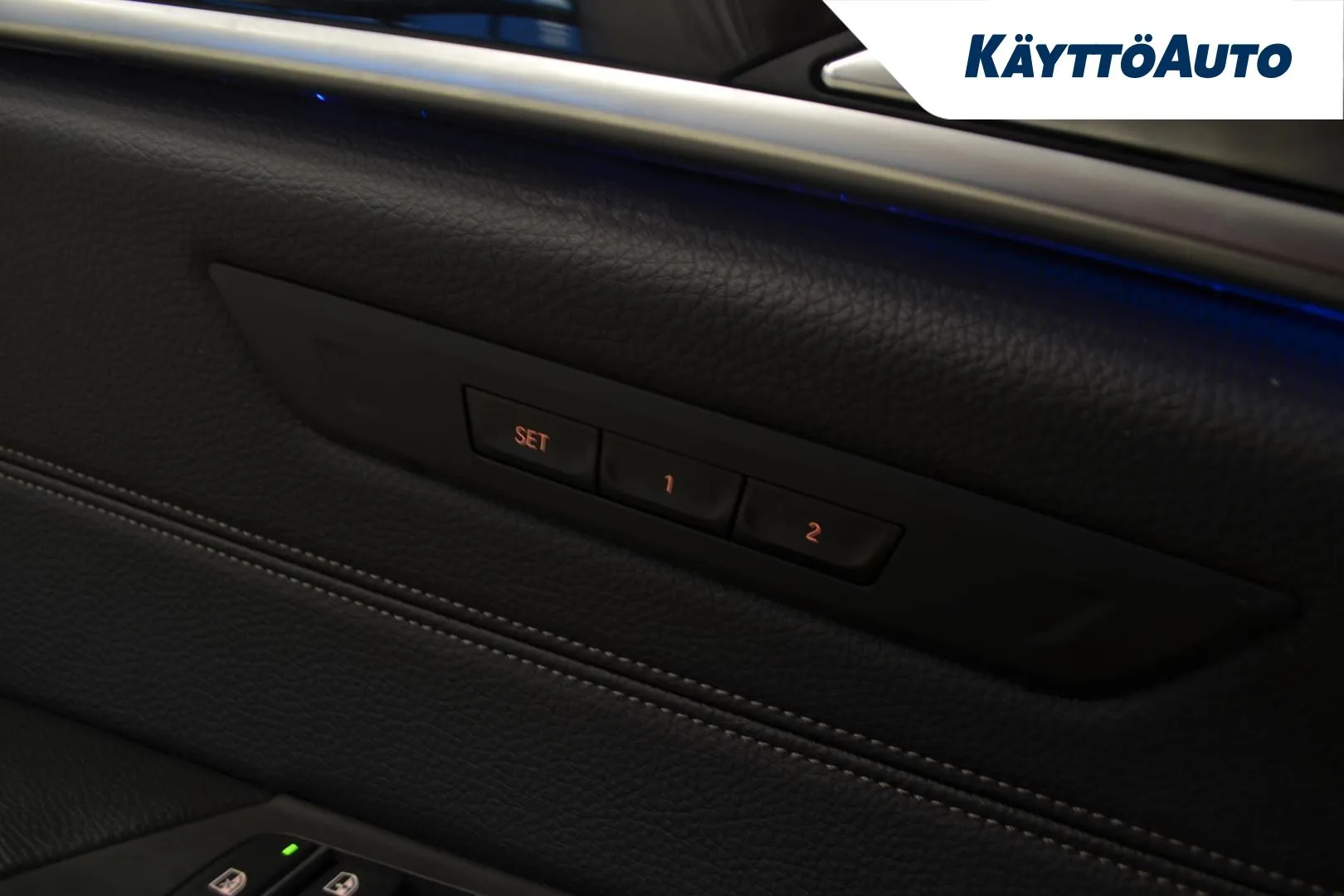 BMW 530 YJM-585 carousel image