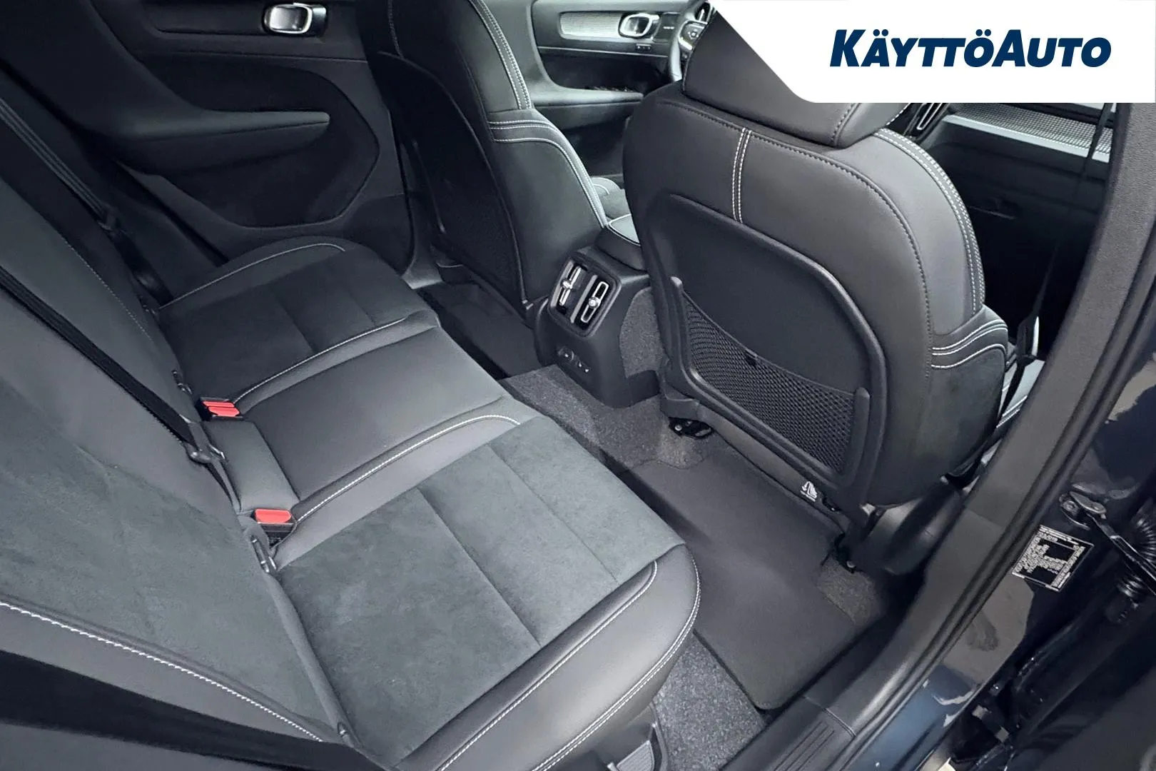 Volvo EX40 FSR-127 carousel image