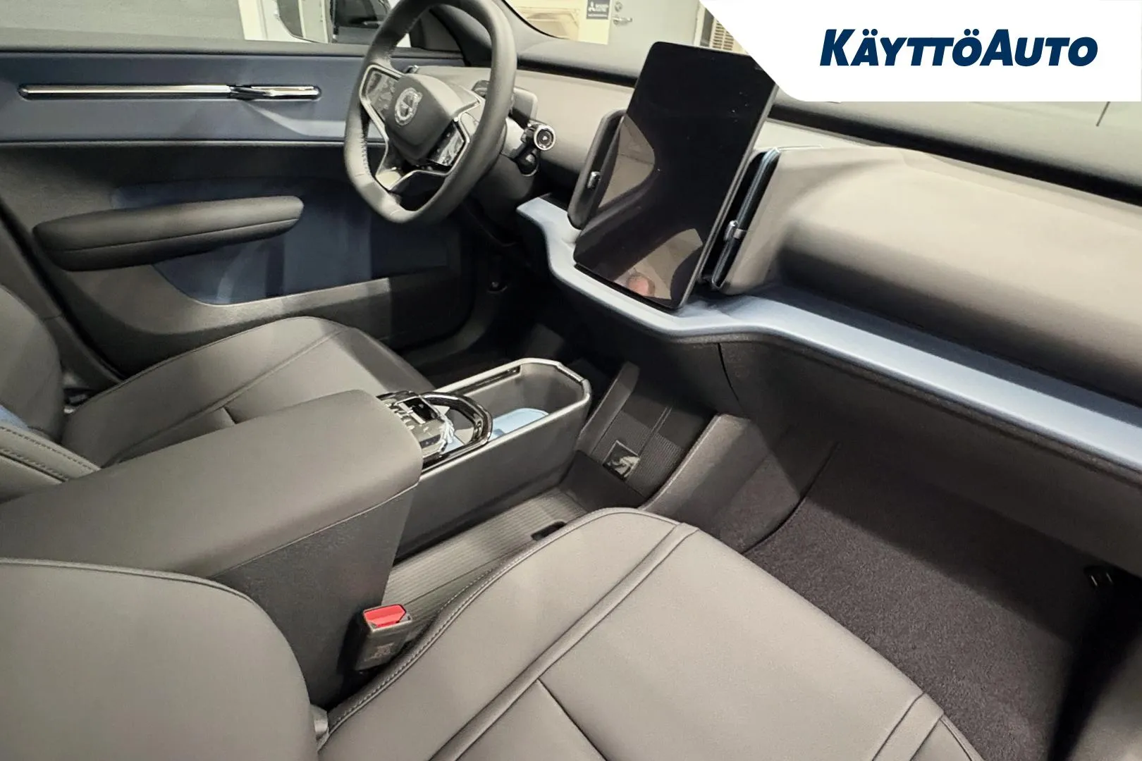 Volvo EX30 LTN-646 carousel image