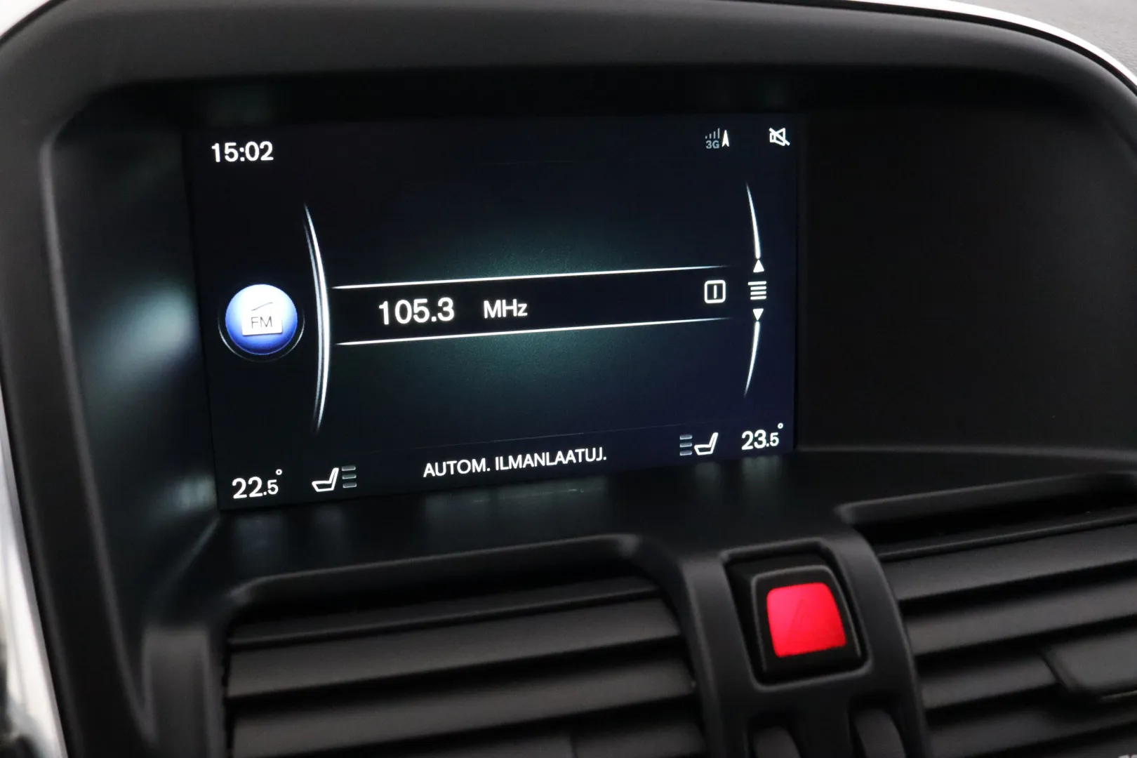 VOLVO XC60 CKJ-648 carousel image