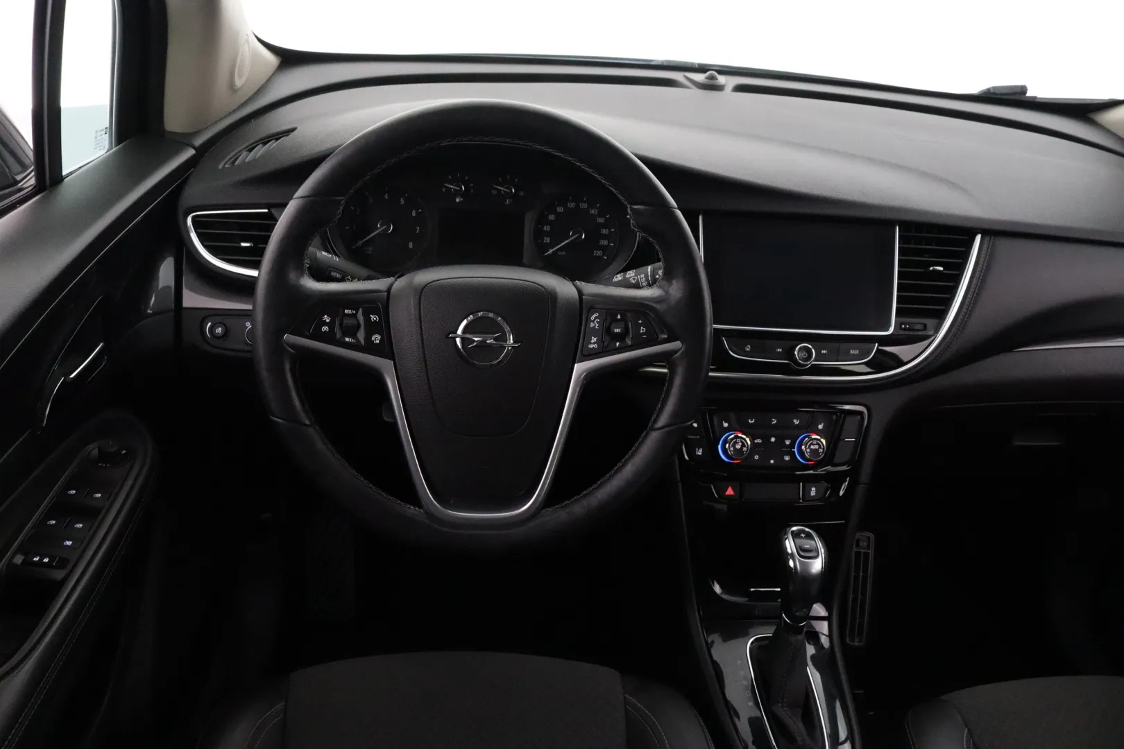 OPEL Mokka GMV-814 carousel image