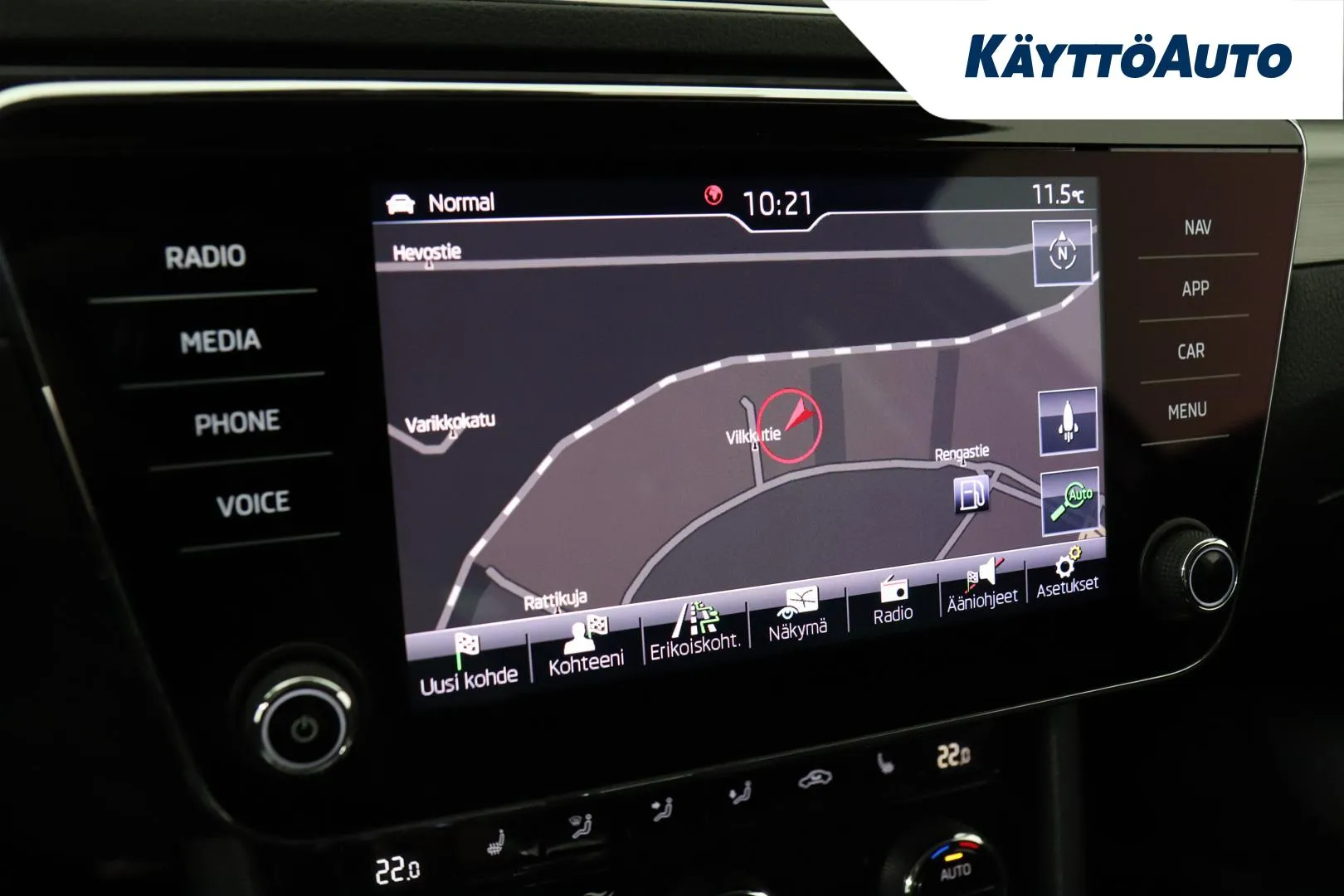 SKODA Superb XVV-455 carousel image