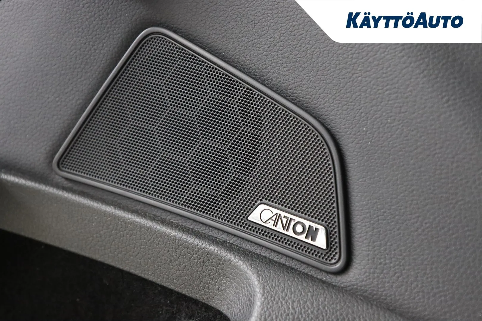 SKODA Superb XVV-455 carousel image