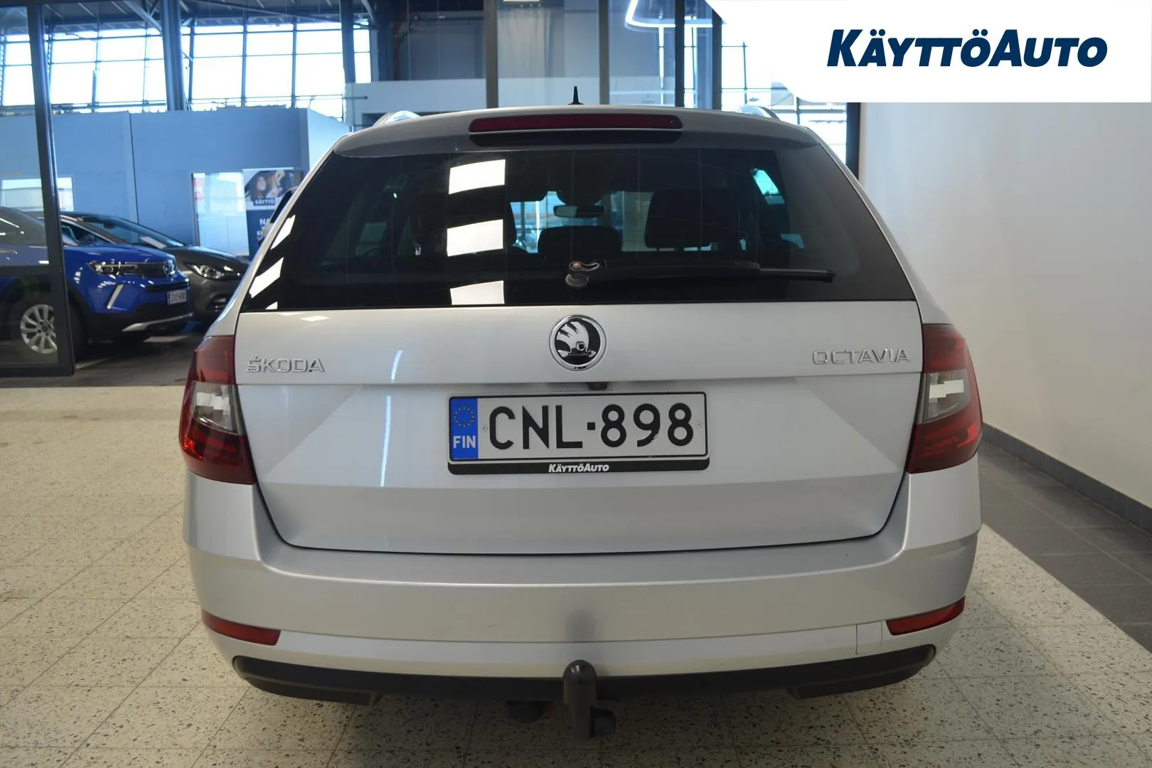 SKODA Octavia CNL-898 carousel image