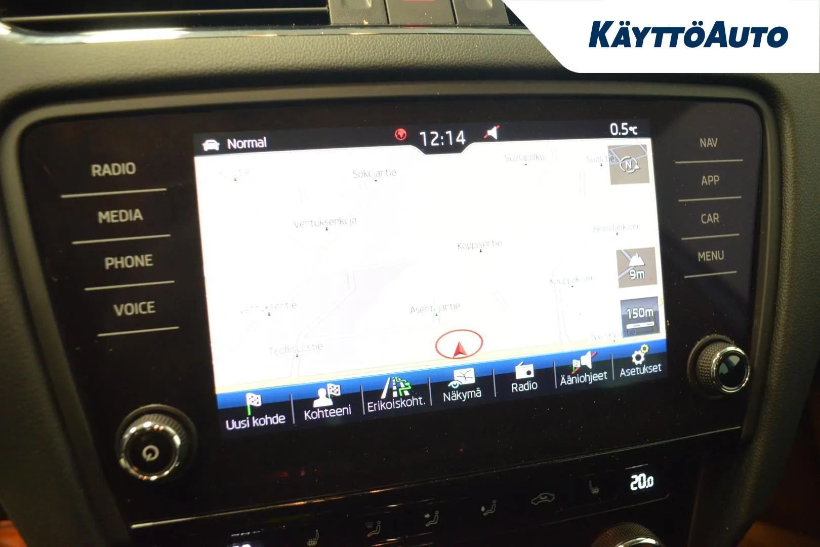 SKODA Octavia CNL-898 carousel image