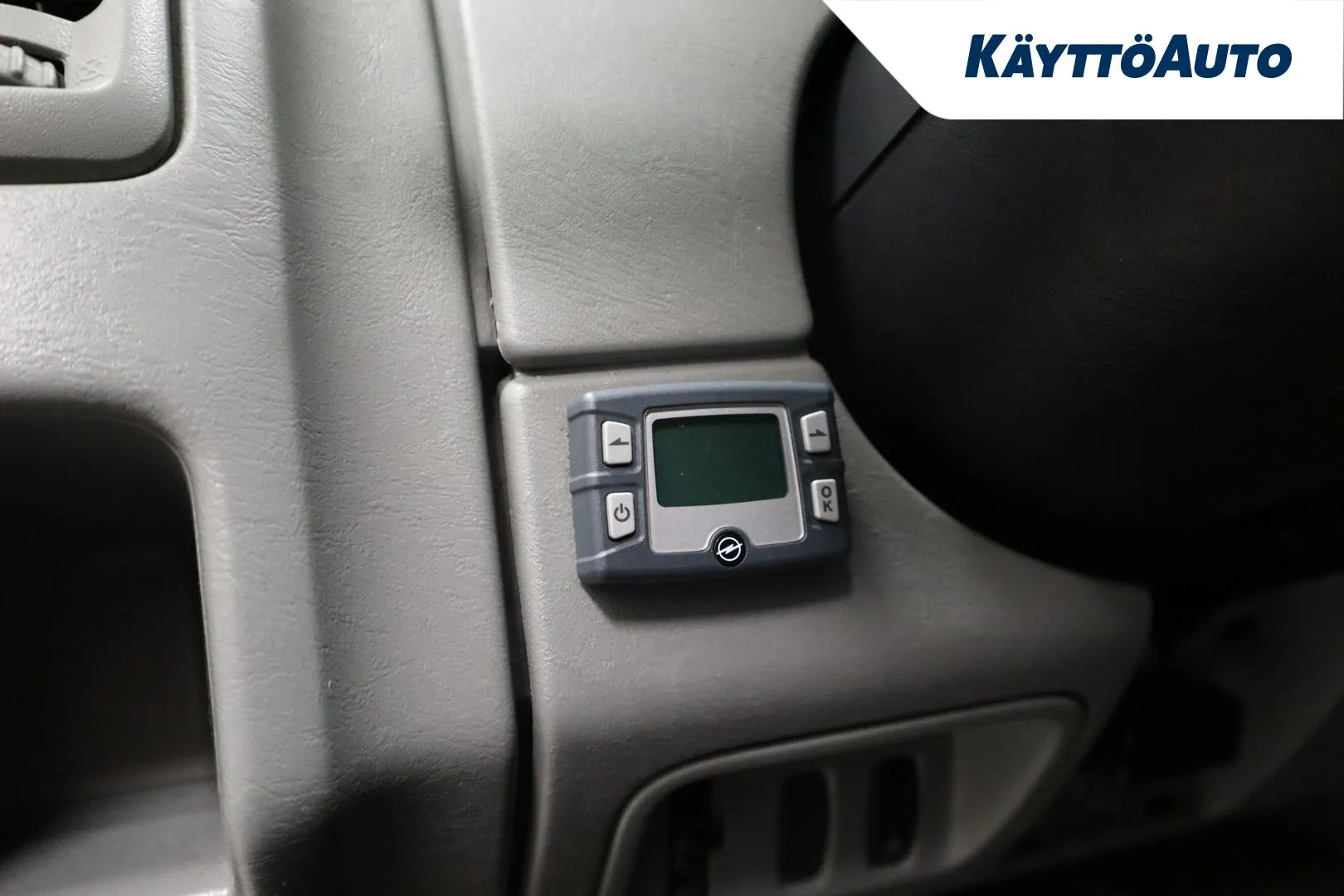 OPEL Vivaro EMJ-493 carousel image