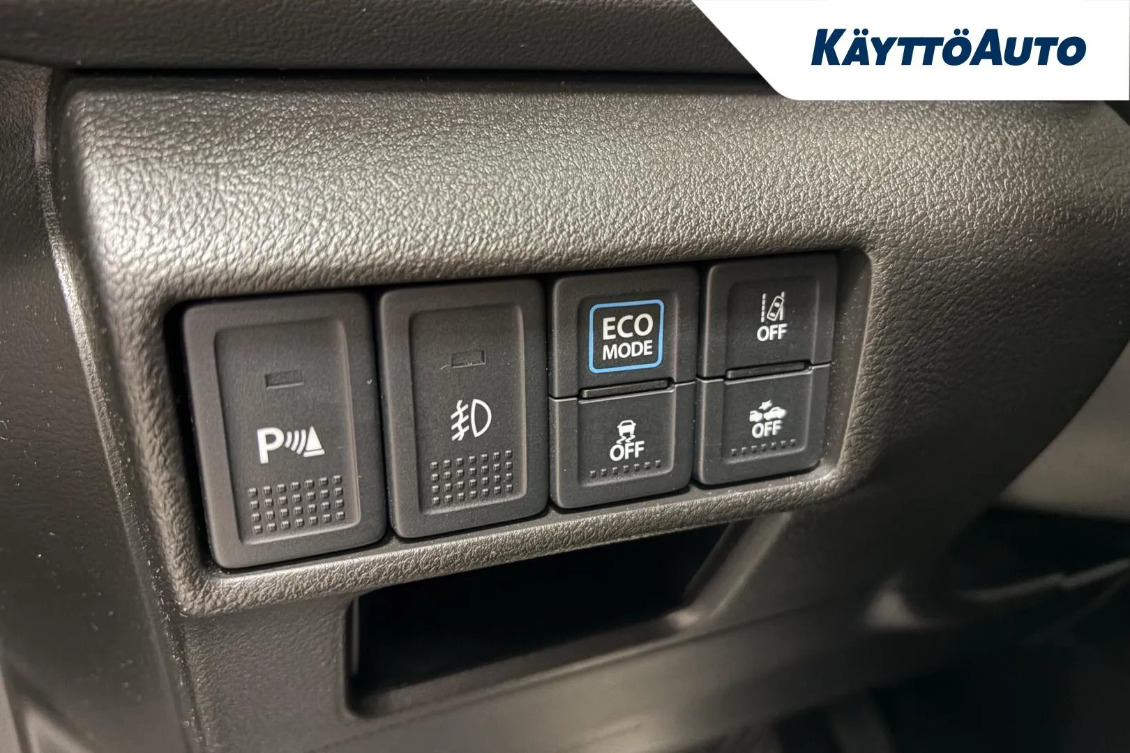 SUZUKI S-Cross YYE-968 carousel image