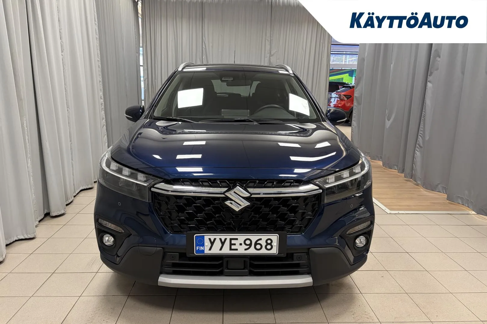 SUZUKI S-Cross YYE-968 carousel image