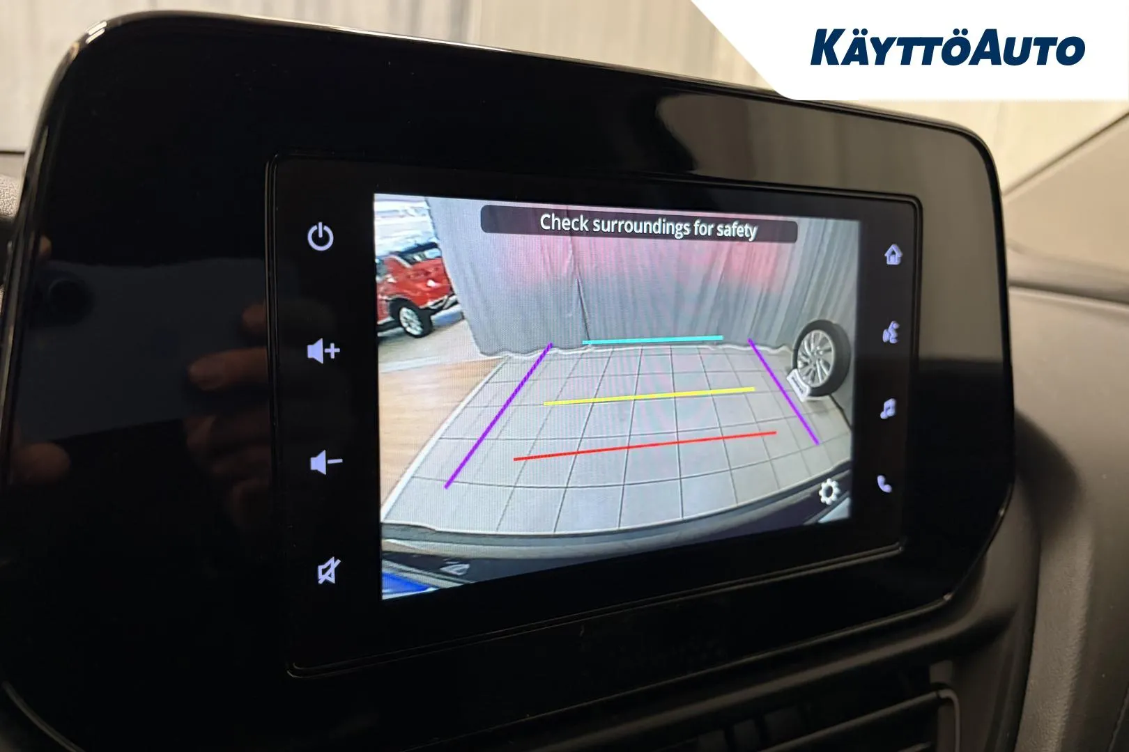 SUZUKI S-Cross YYE-968 carousel image