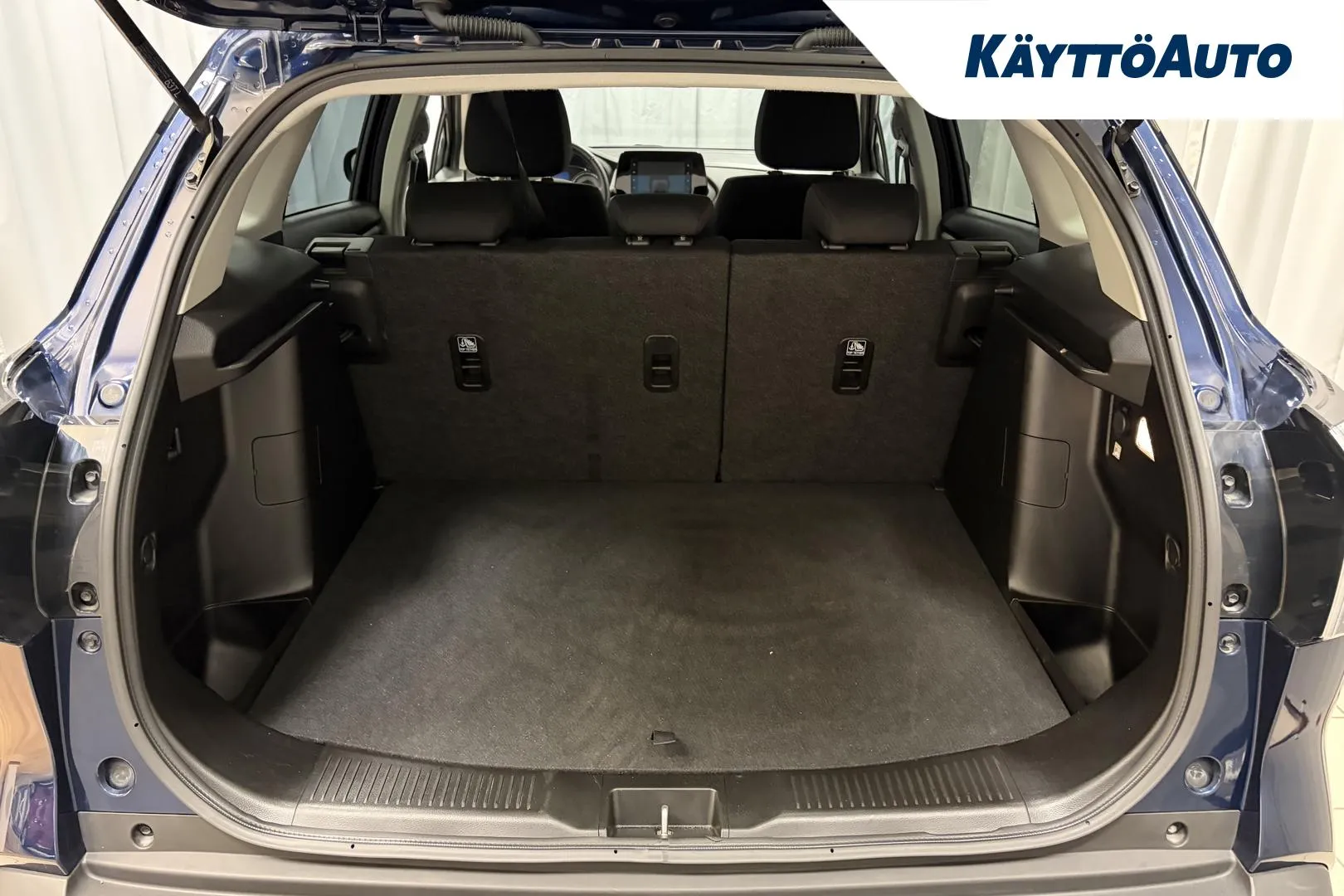 SUZUKI S-Cross YYE-968 carousel image