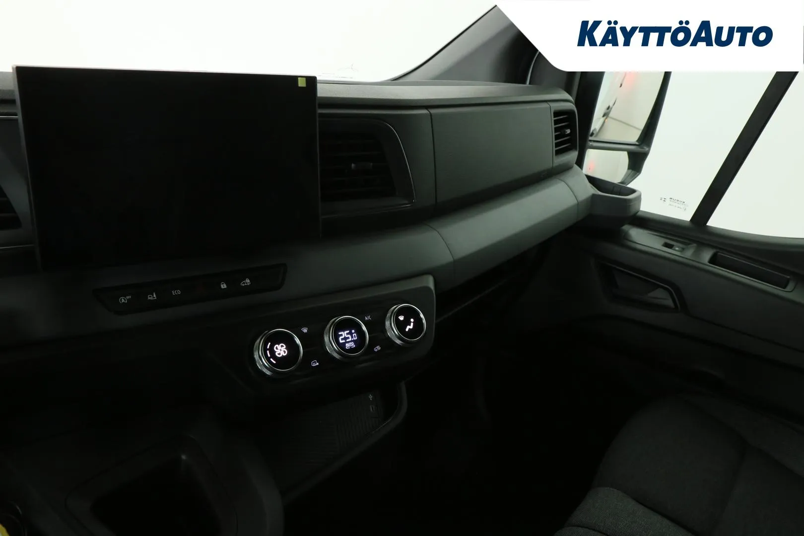 Nissan Interstar CSN-718 carousel image