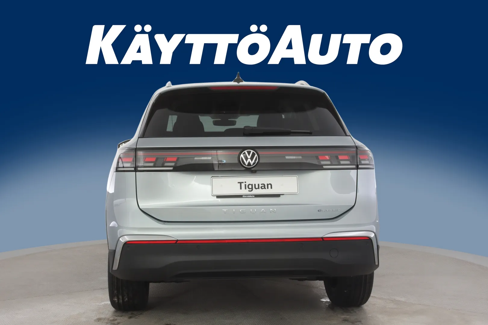 Volkswagen Tiguan KXM-945 carousel image