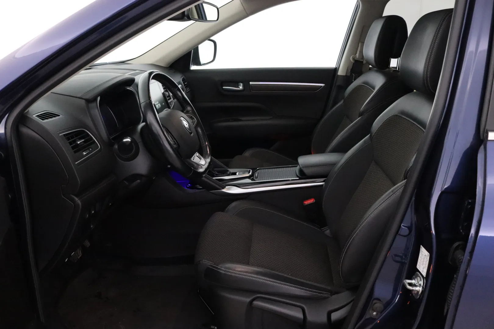 RENAULT Koleos KST-380 carousel image