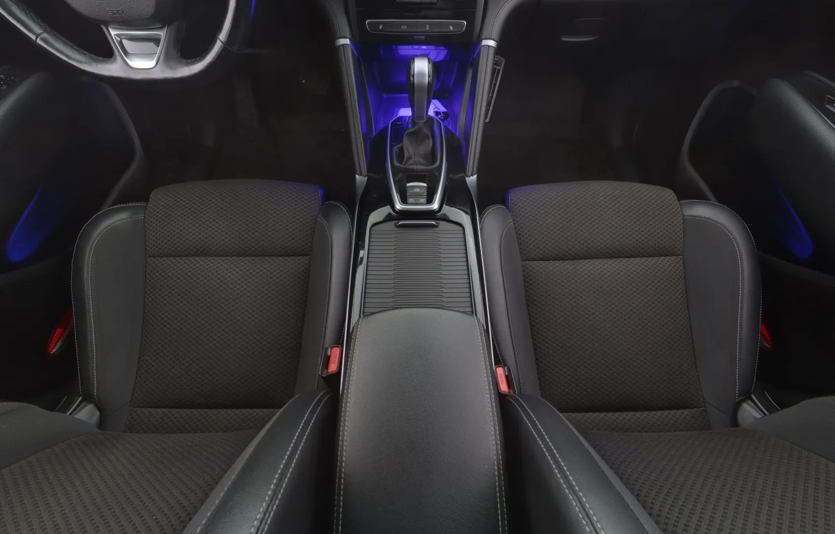 RENAULT Koleos KST-380 carousel image