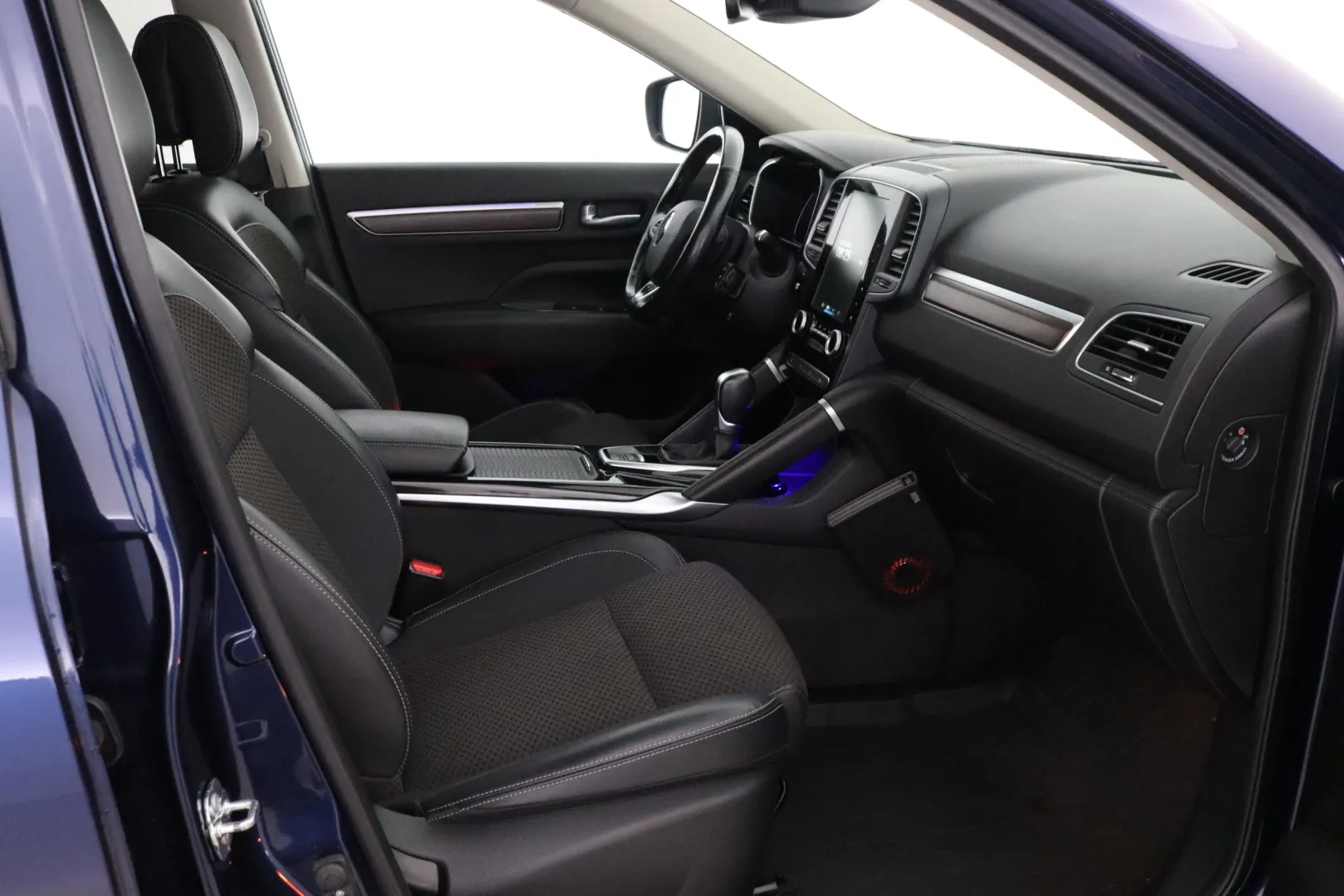 RENAULT Koleos KST-380 carousel image