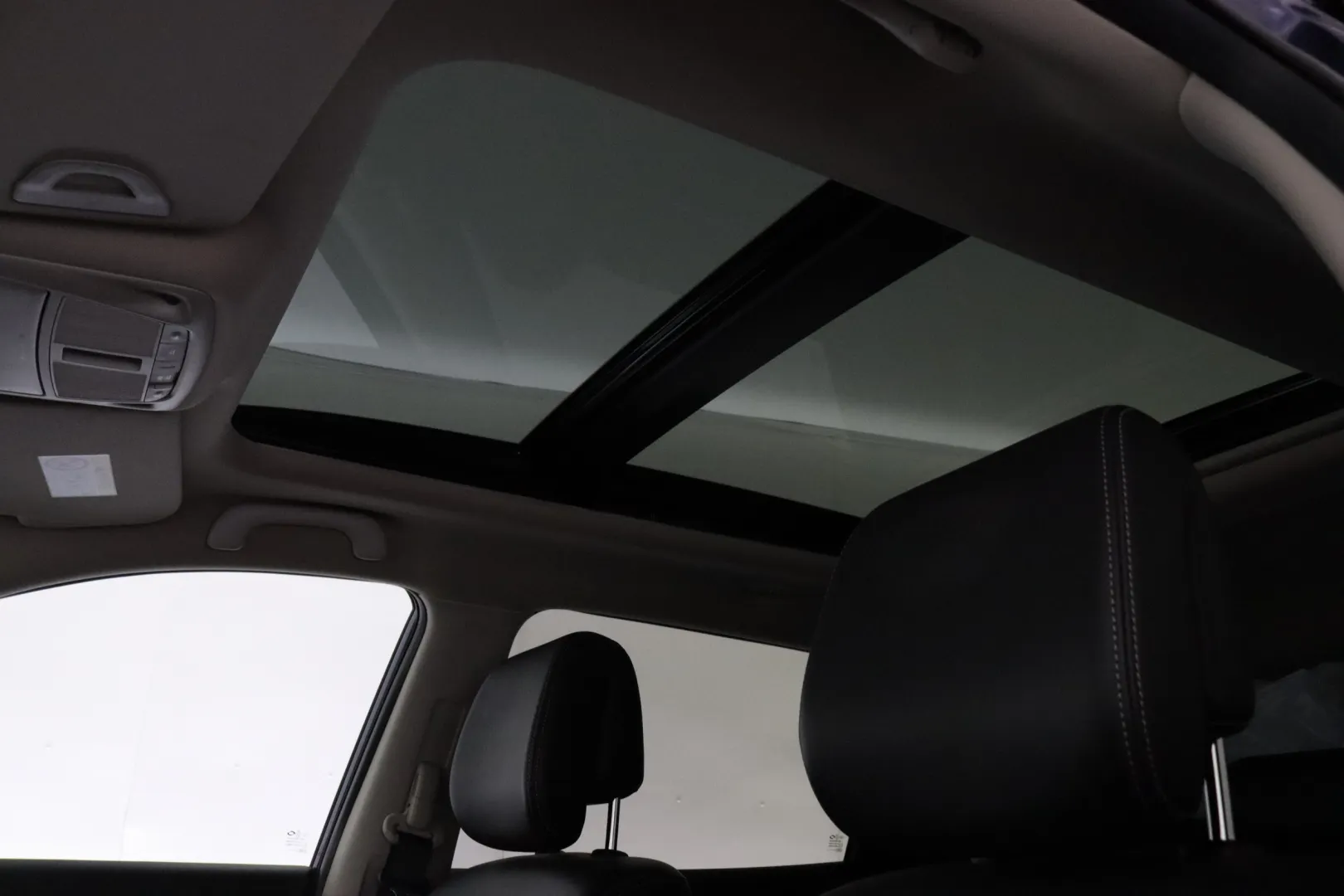 RENAULT Koleos KST-380 carousel image