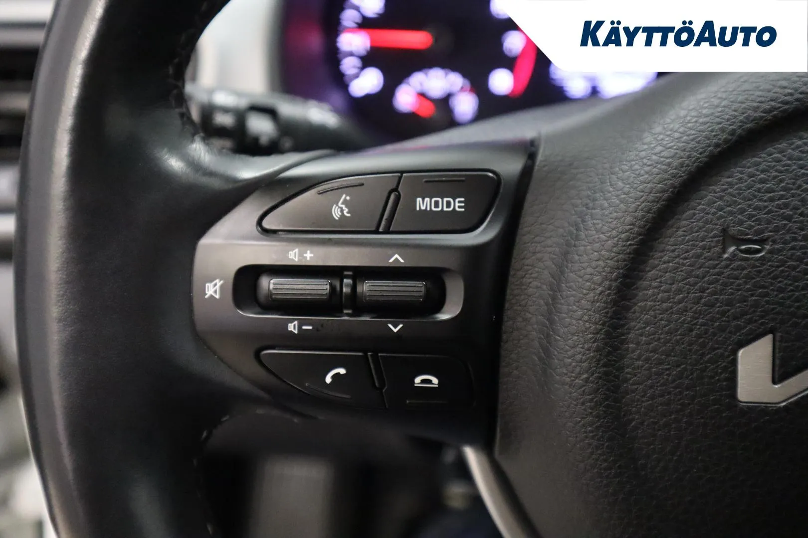 KIA Stonic SOV-805 carousel image