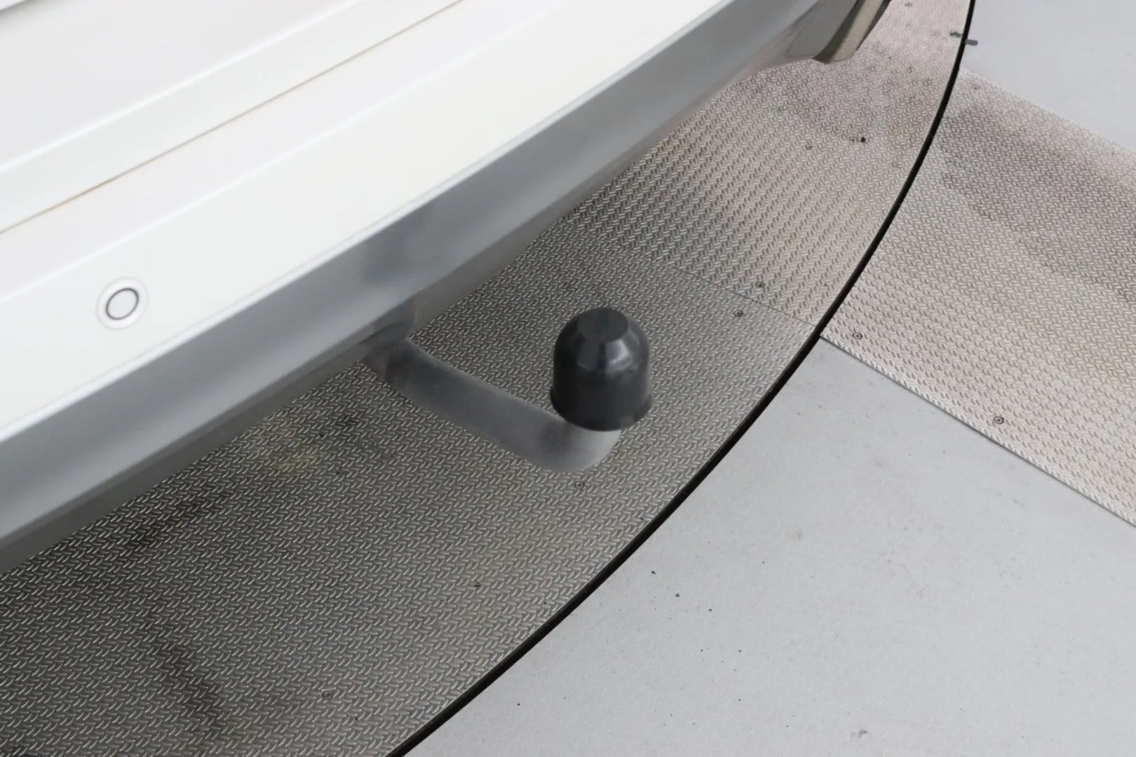 FORD Edge XVU-313 carousel image