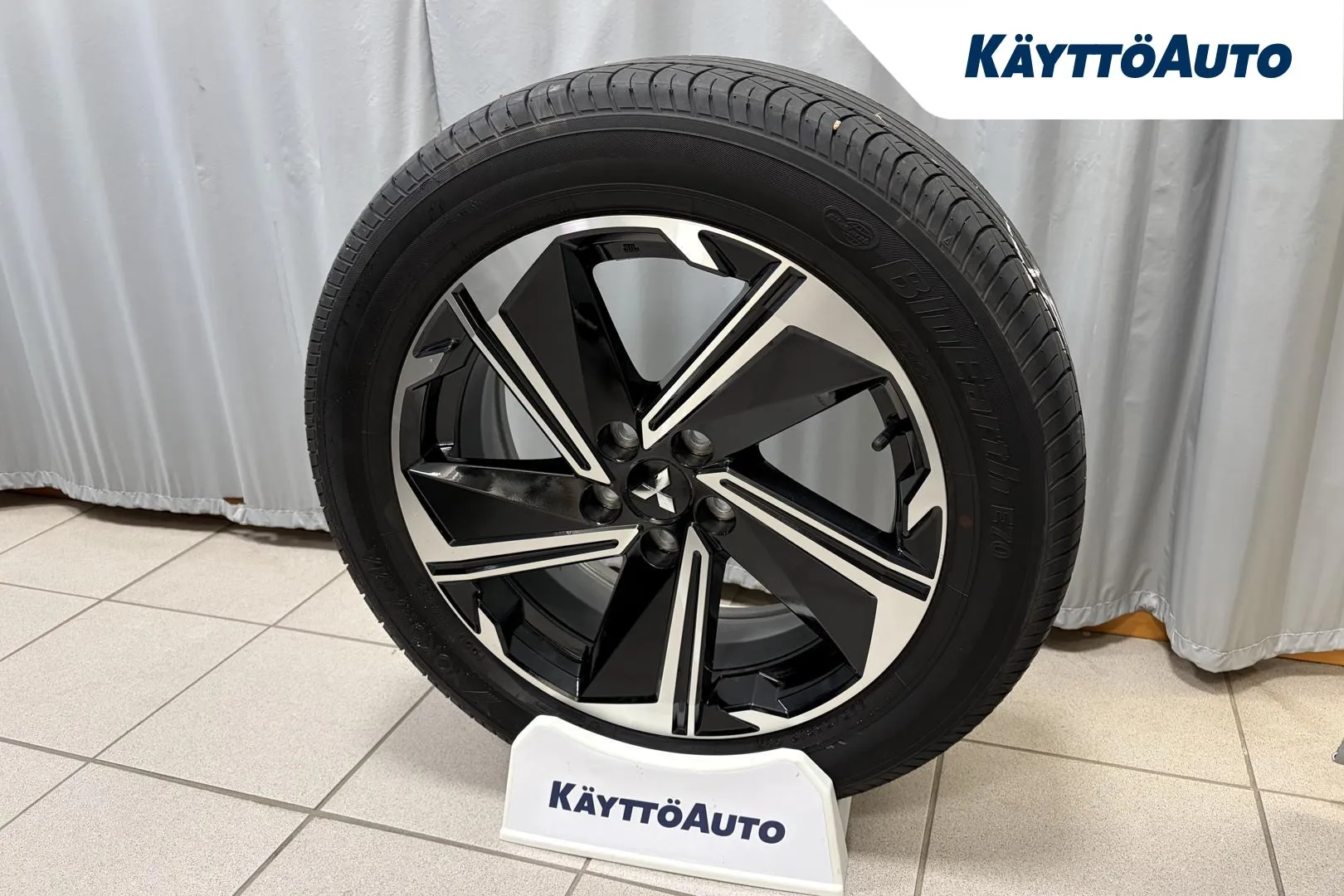 MITSUBISHI Eclipse Cross SPH-439 carousel image