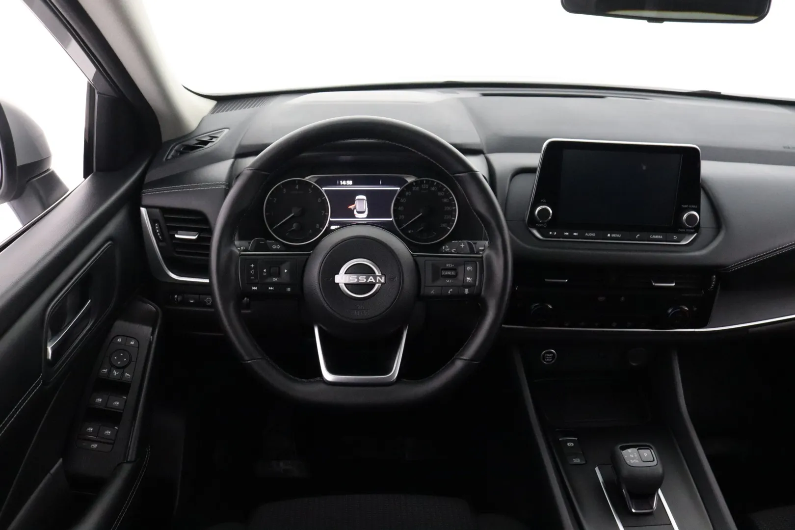 NISSAN Qashqai XSS-517 carousel image