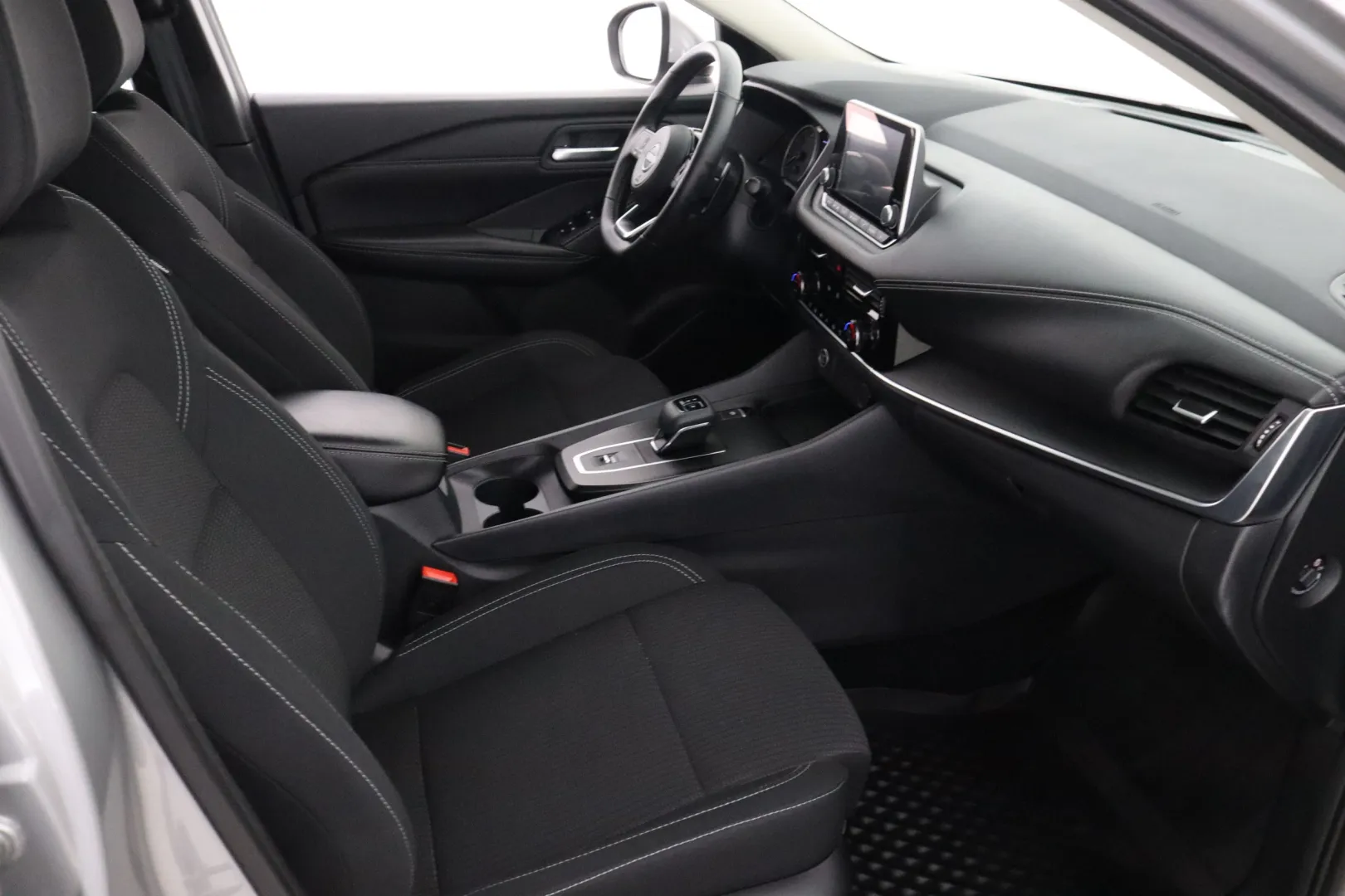 NISSAN Qashqai XSS-517 carousel image