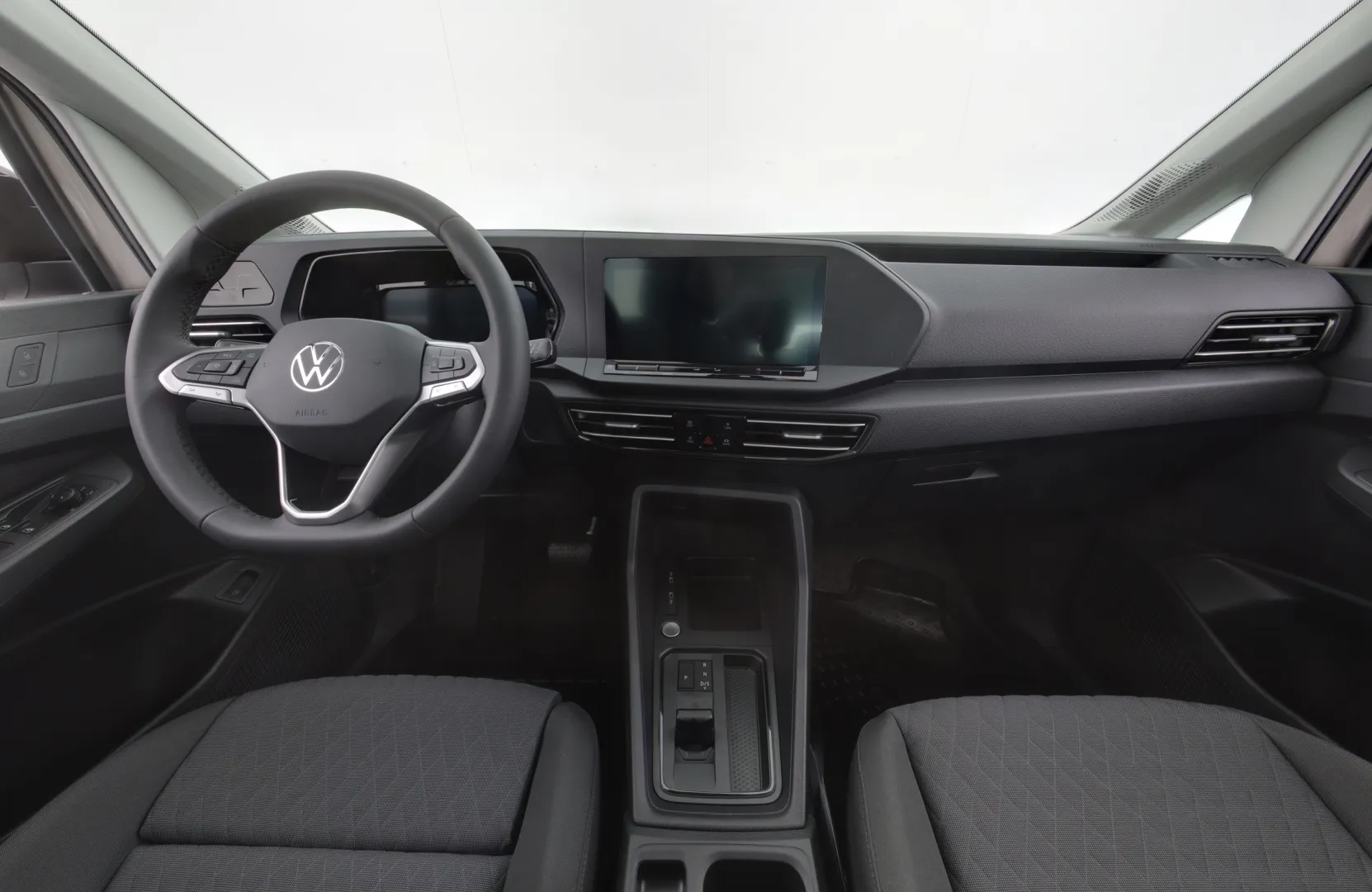 Volkswagen Caddy Maxi LTN-557 carousel image