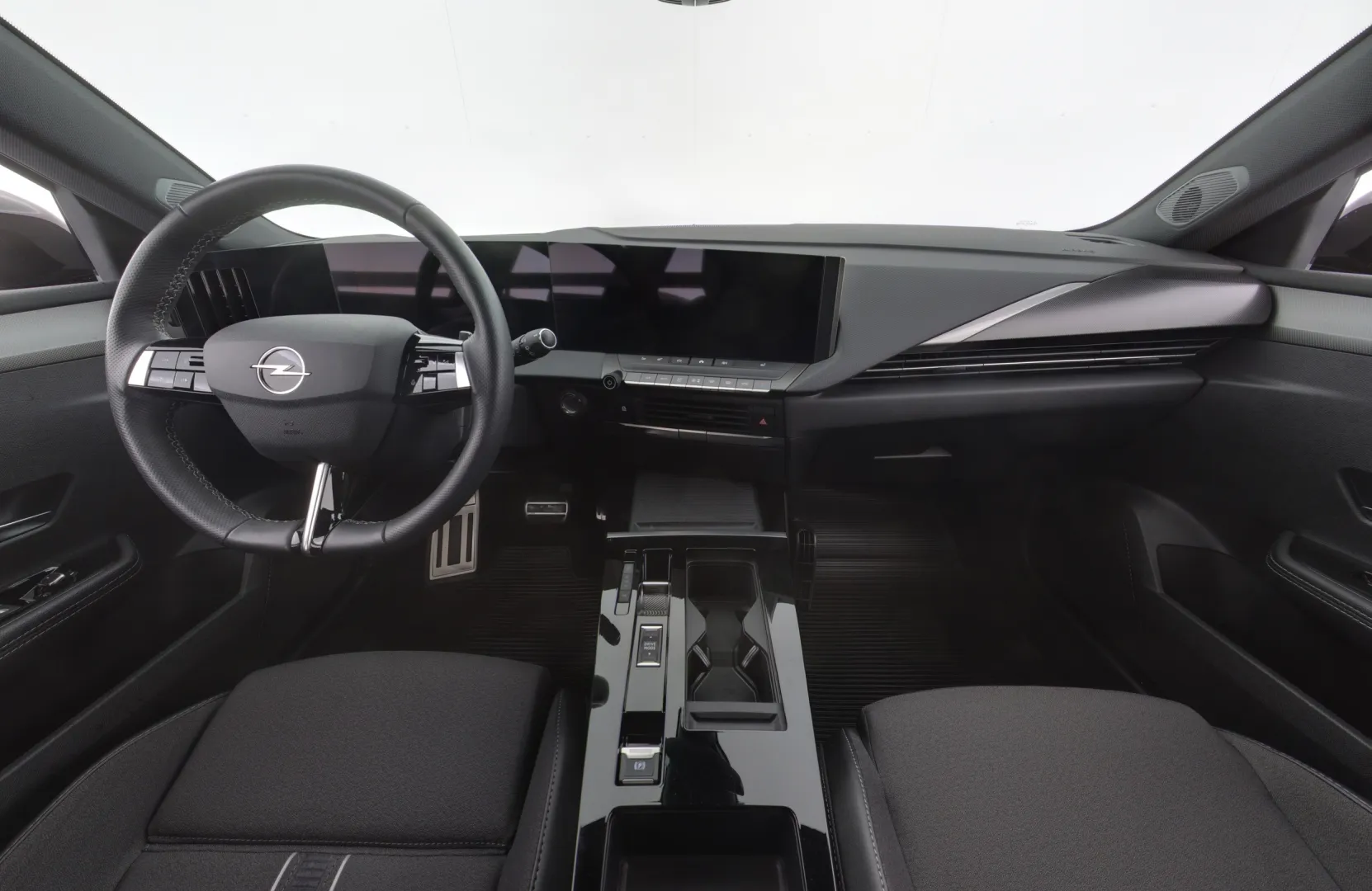 OPEL Astra CRJ-758 carousel image