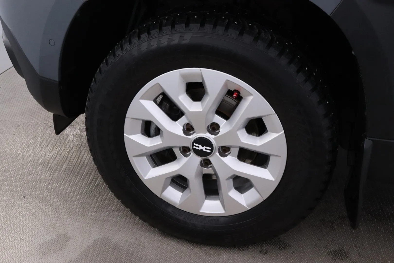 DACIA Duster FRJ-322 carousel image