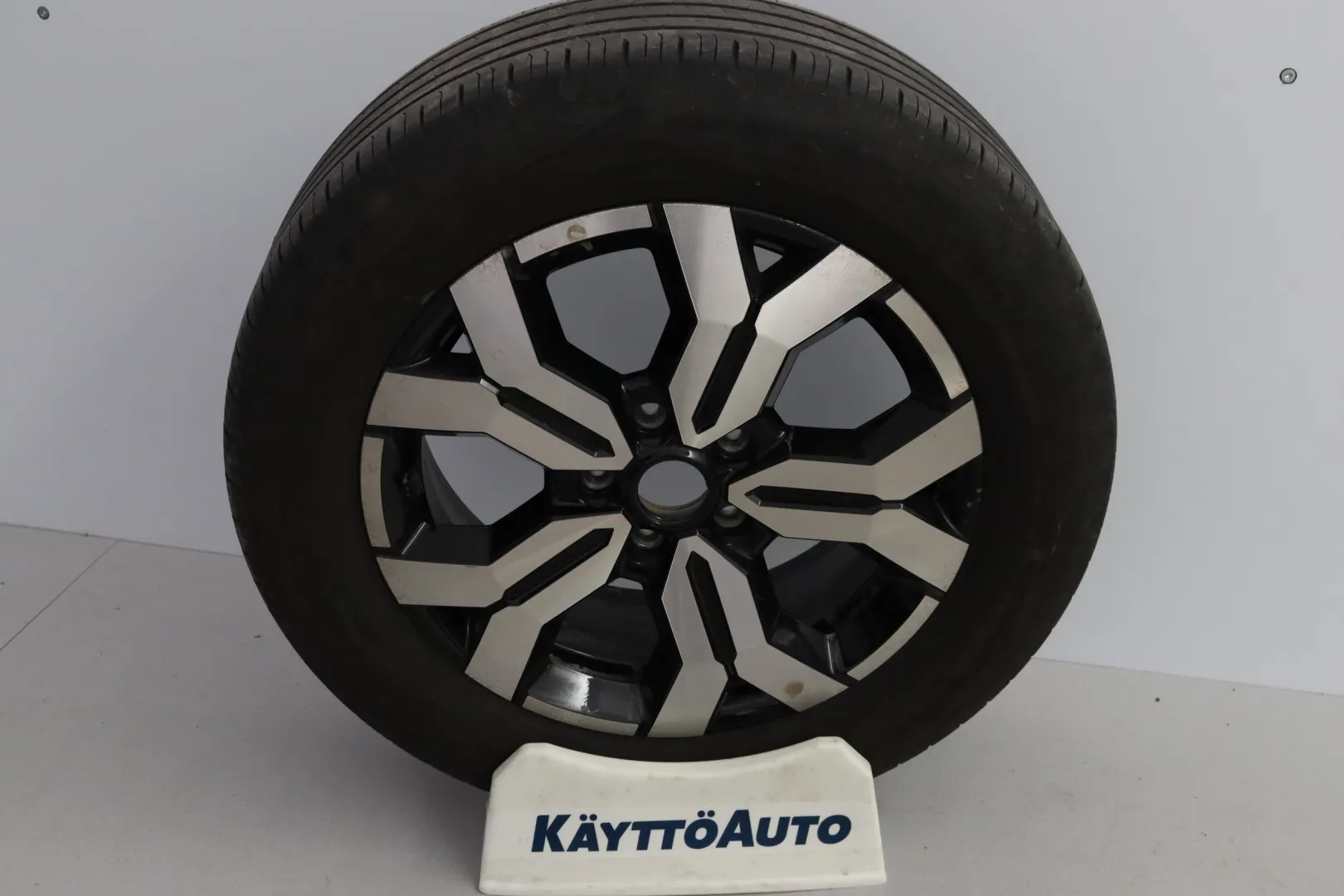 DACIA Duster FRJ-322 carousel image