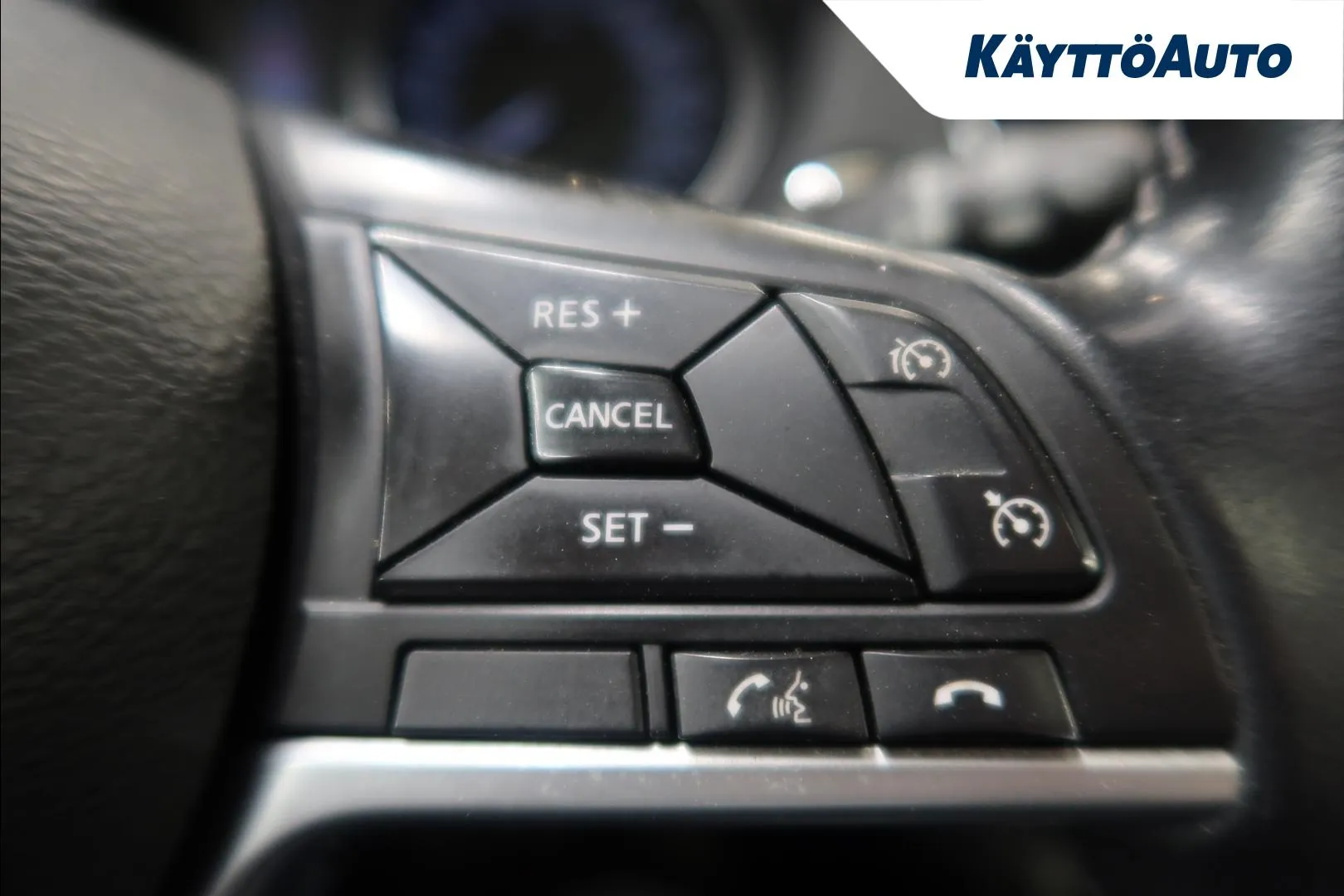 Nissan Qashqai BVK-512 carousel image