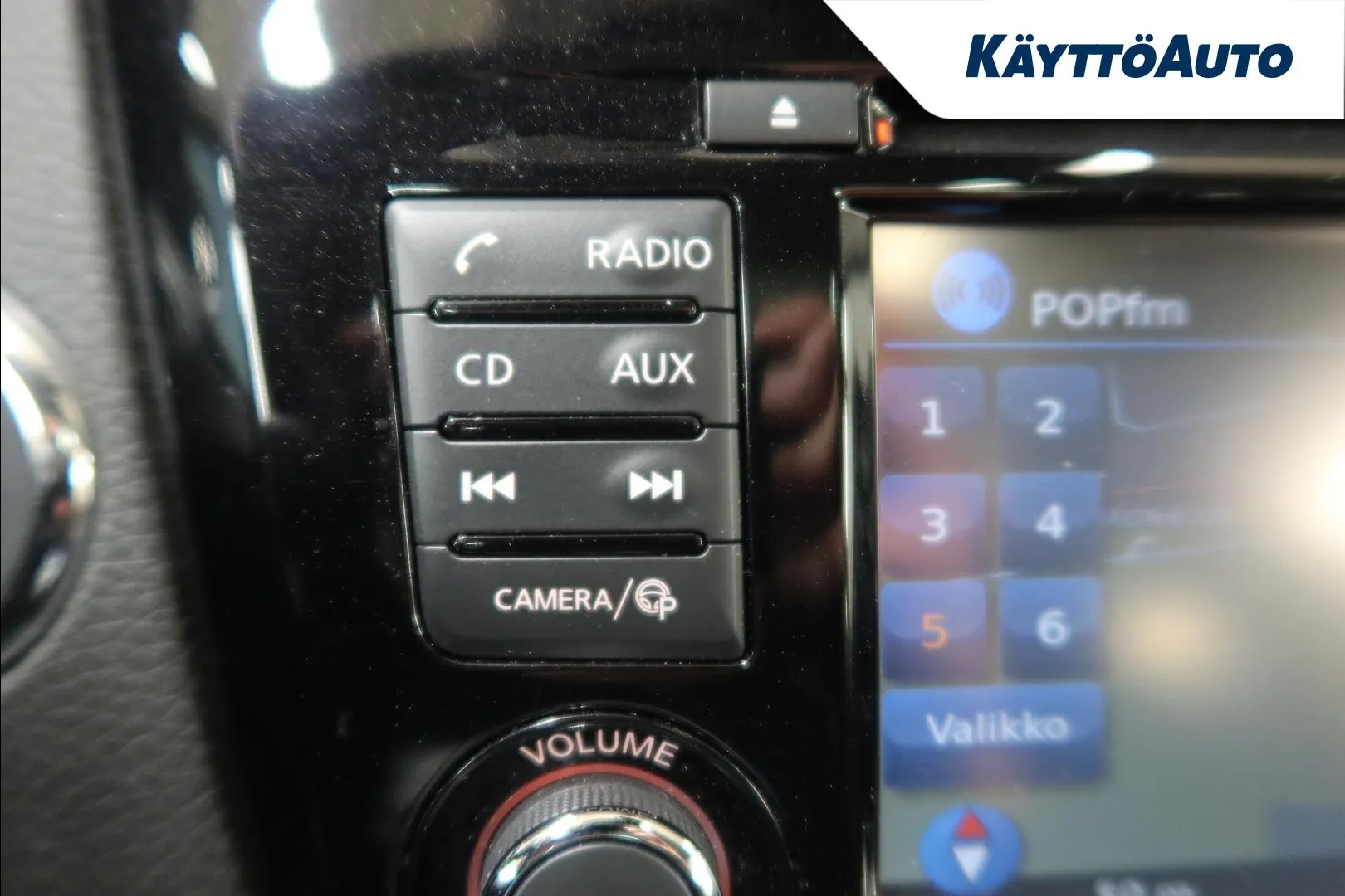 Nissan Qashqai BVK-512 carousel image