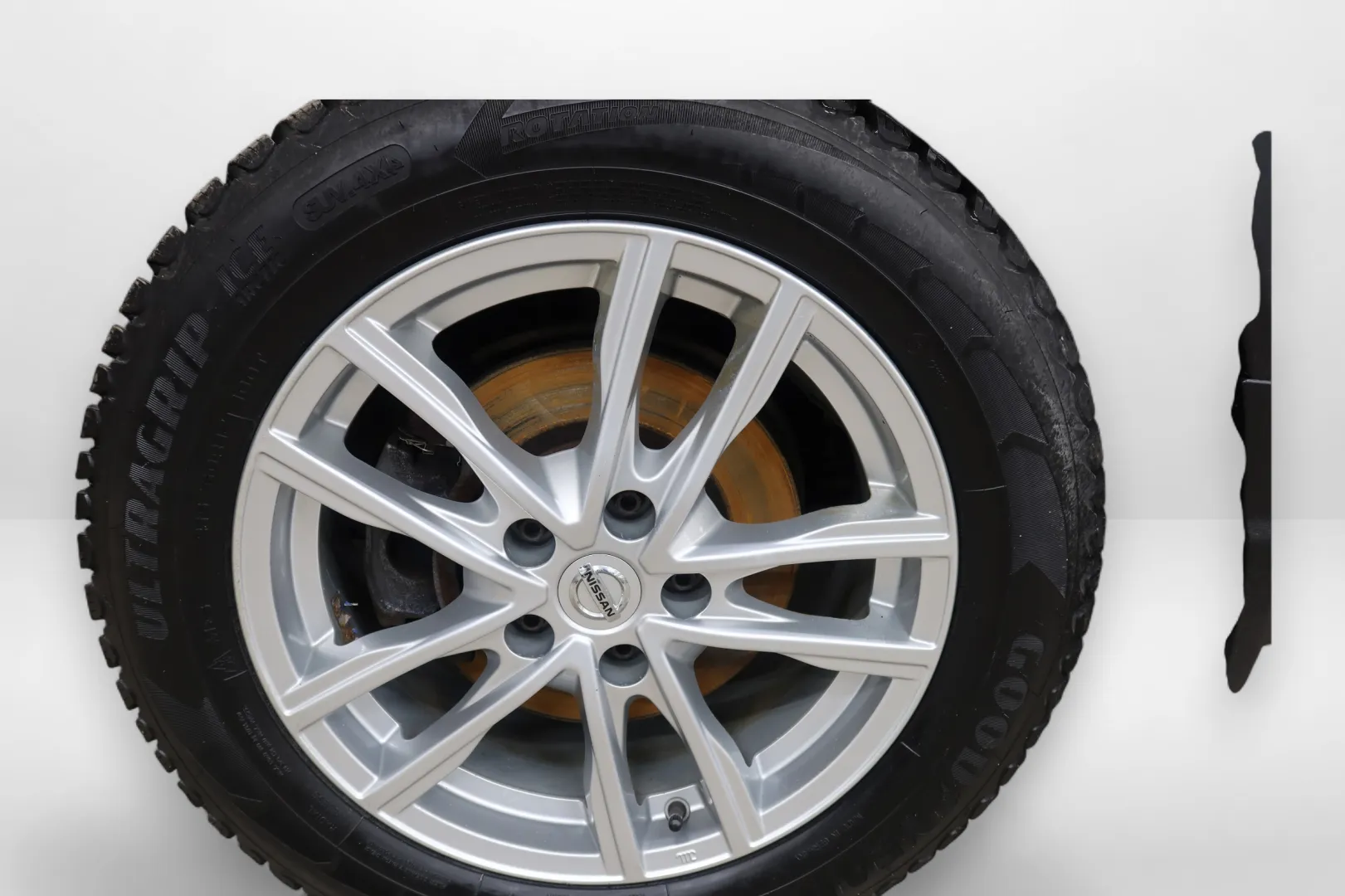 Nissan Qashqai BVK-512 carousel image