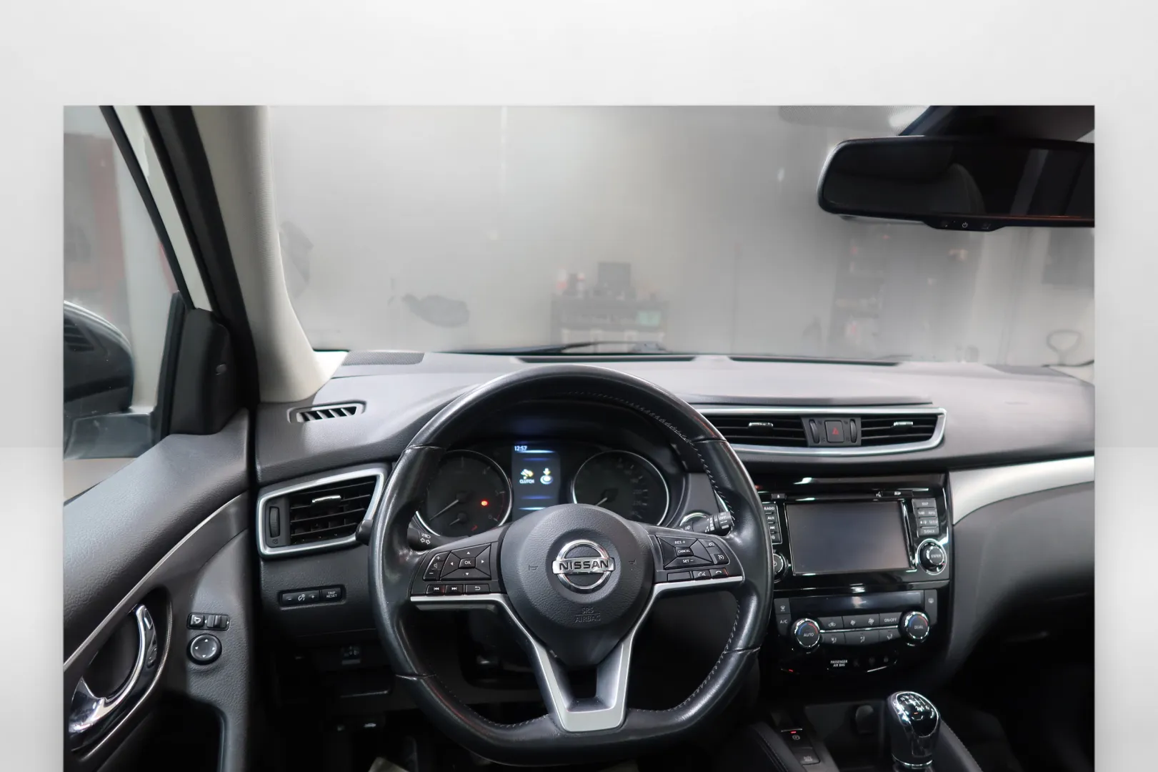 Nissan Qashqai BVK-512 carousel image