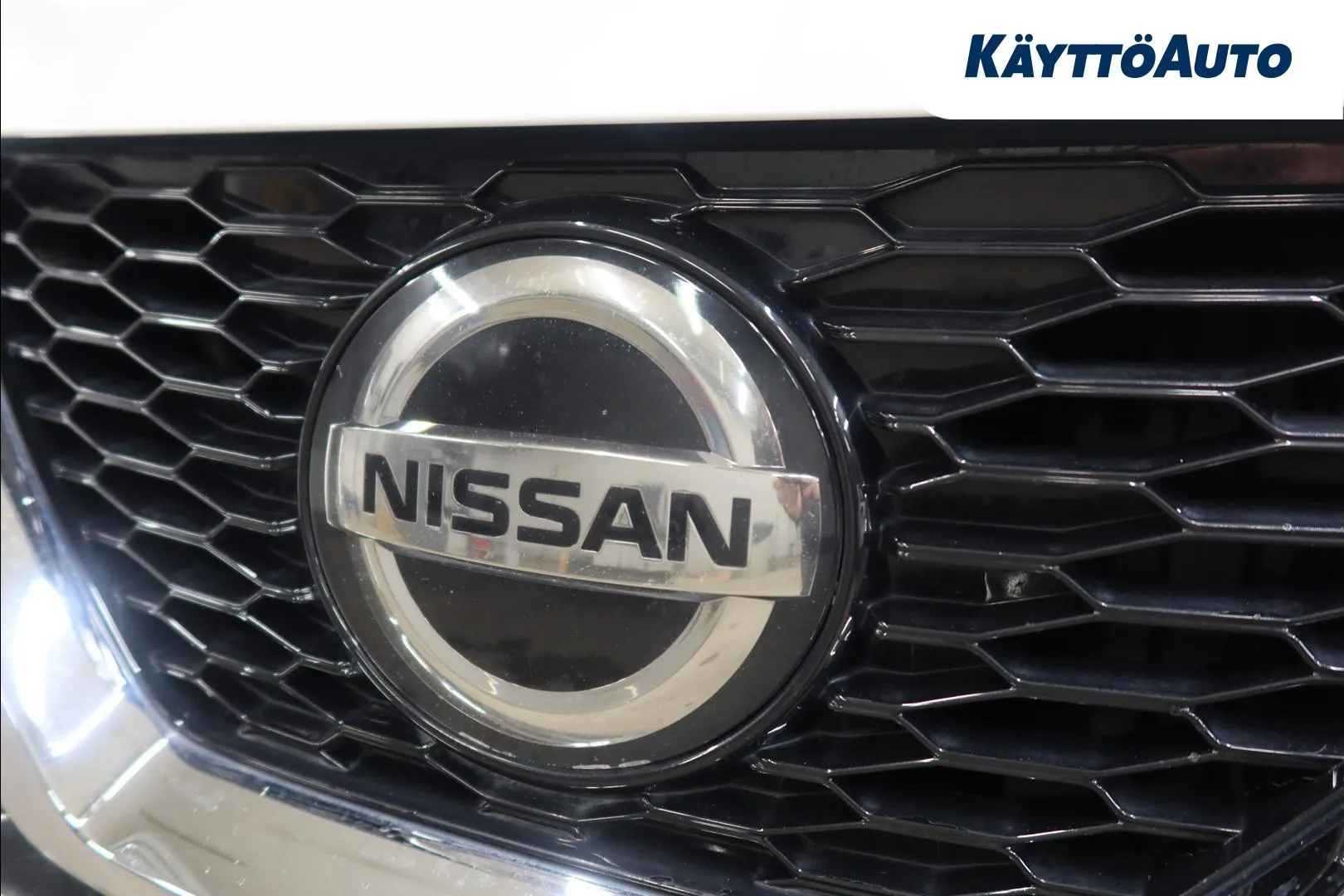 Nissan Qashqai BVK-512 carousel image