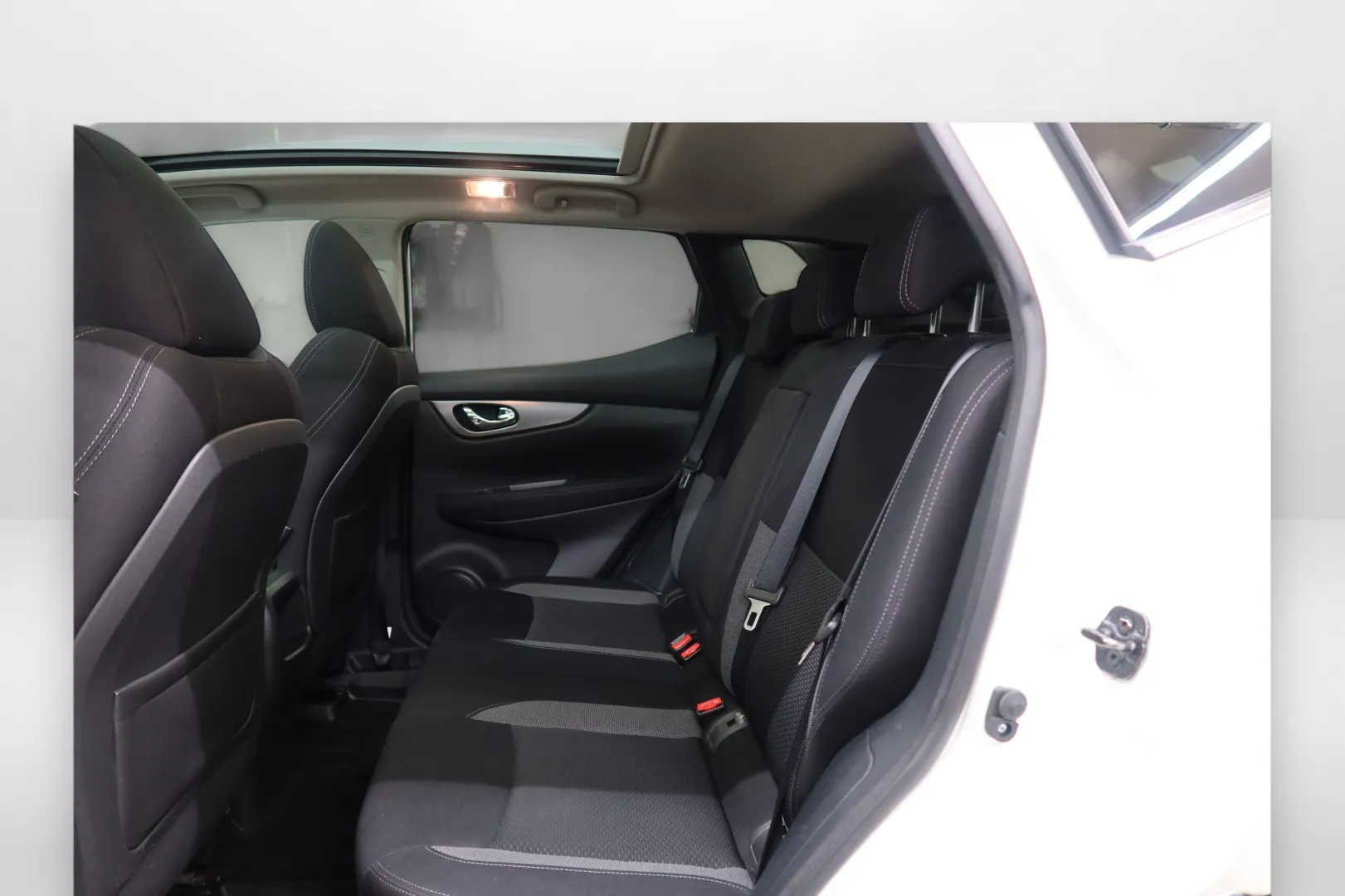 Nissan Qashqai BVK-512 carousel image